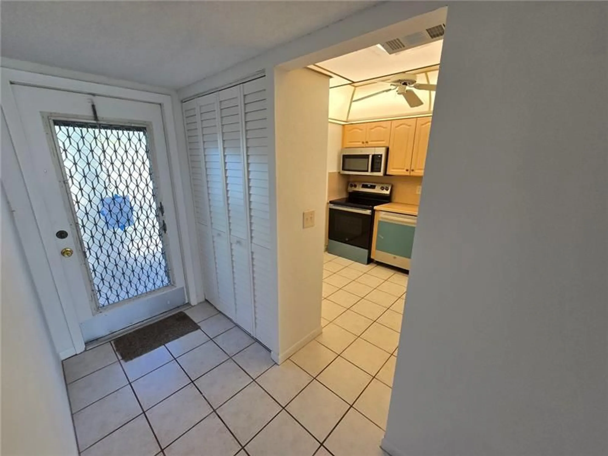 Property Slideshow image 23 of 31 | 6890 royal palm blvd 211h, Margate, FL, 33063