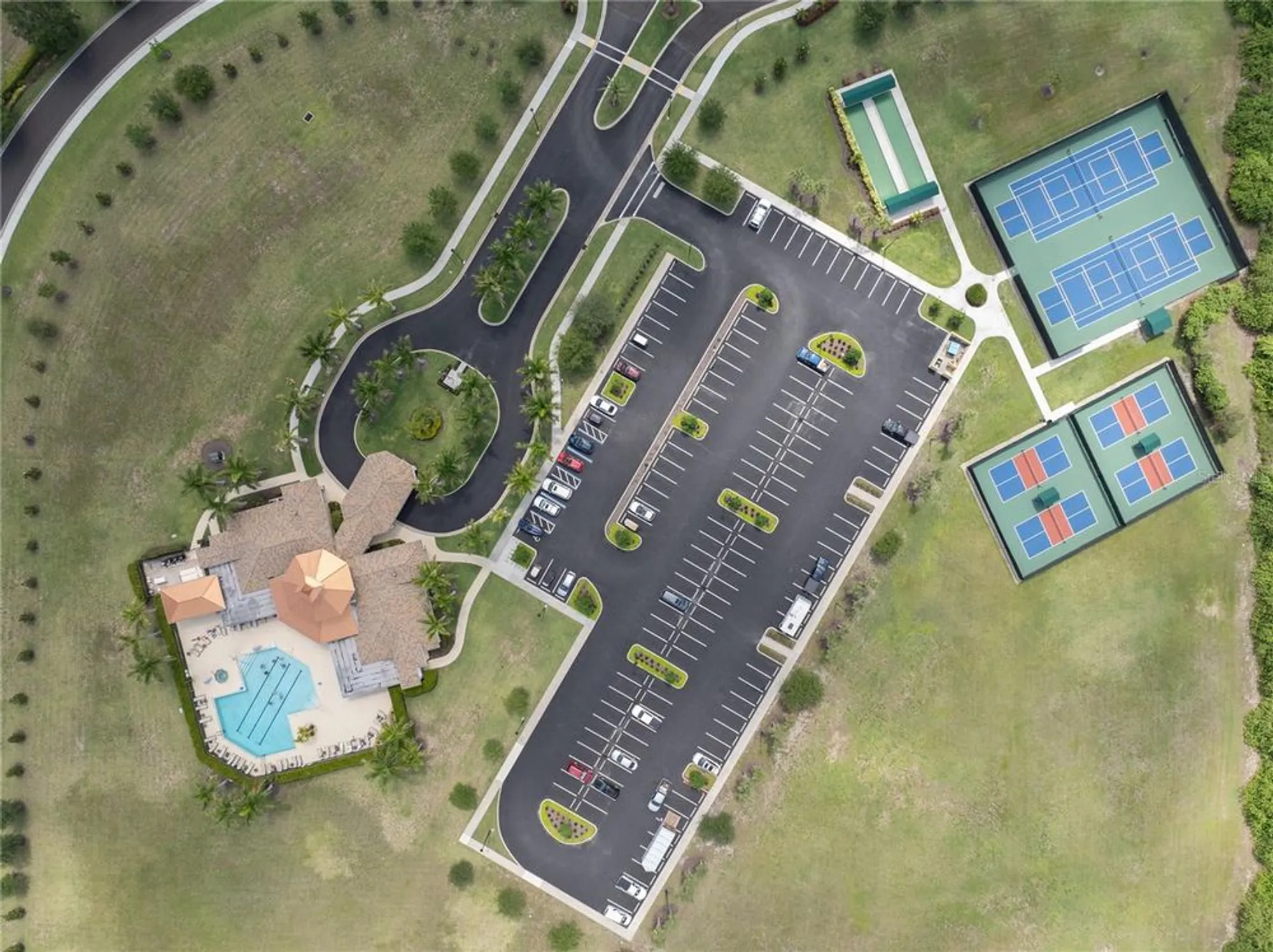 Property Slideshow image 19 of 48 | 15268 yellow wood dr, Alva, FL, 33920