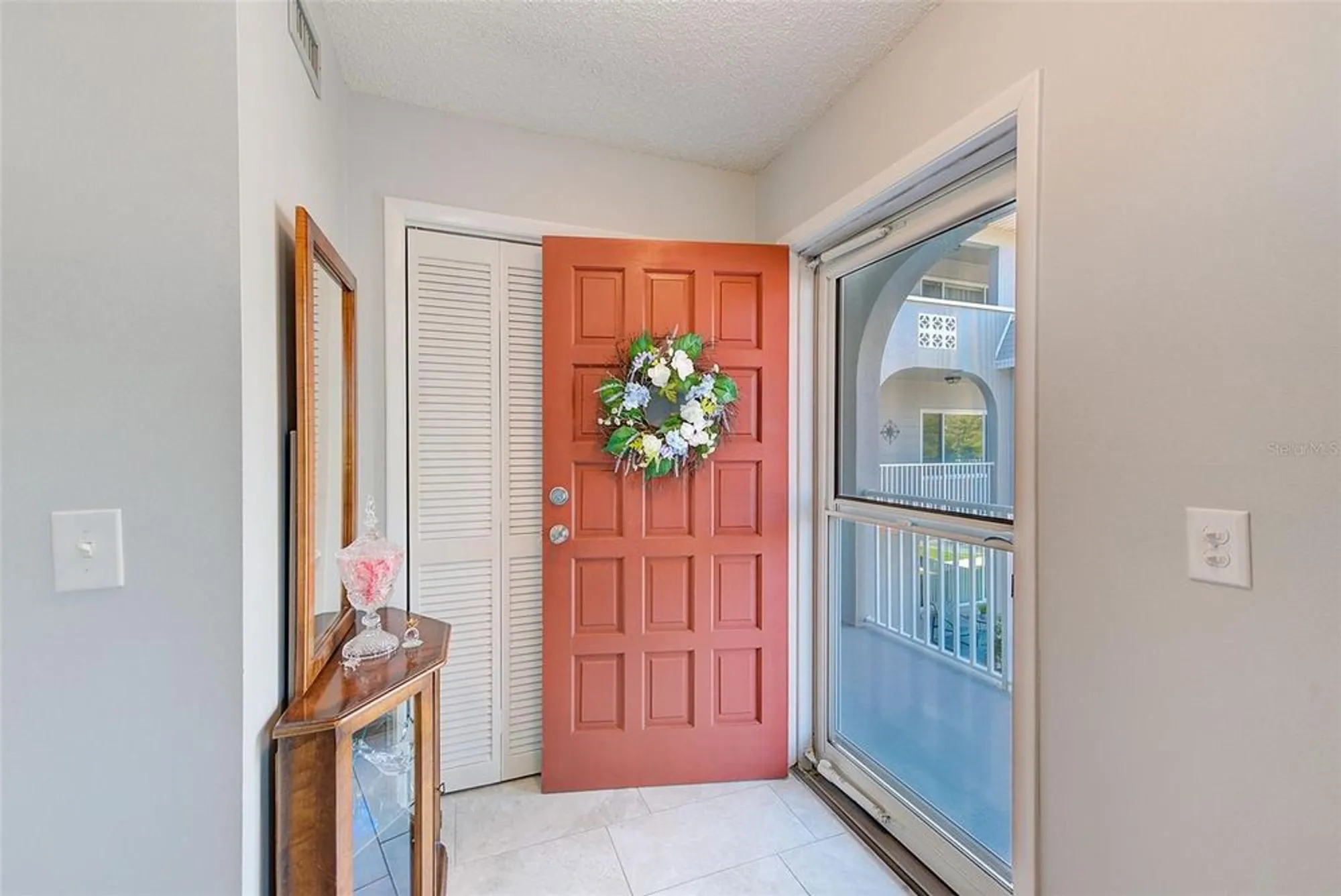 Property Slideshow image 2 of 43 | 2229 americus blvd 25, Clearwater, FL, 33763