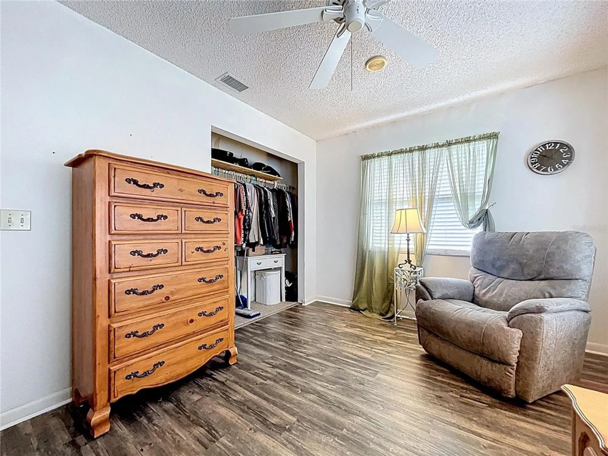 Property Slideshow image 25 of 41 | 2137 grand cypress dr, Lakeland, FL, 33810