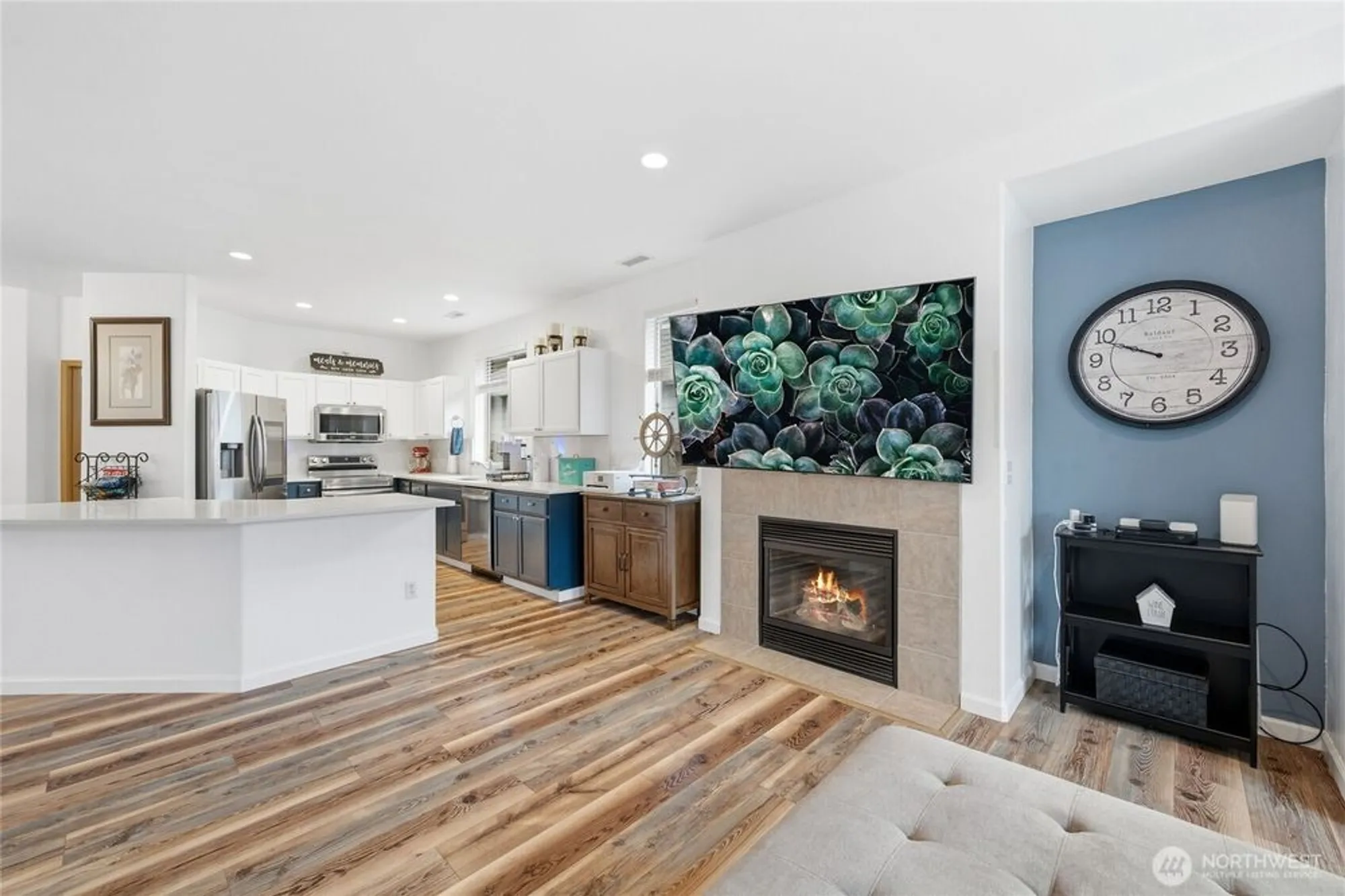 Property Slideshow image 19 of 40 | 8218 bainbridge loop, Lacey, WA, 98516