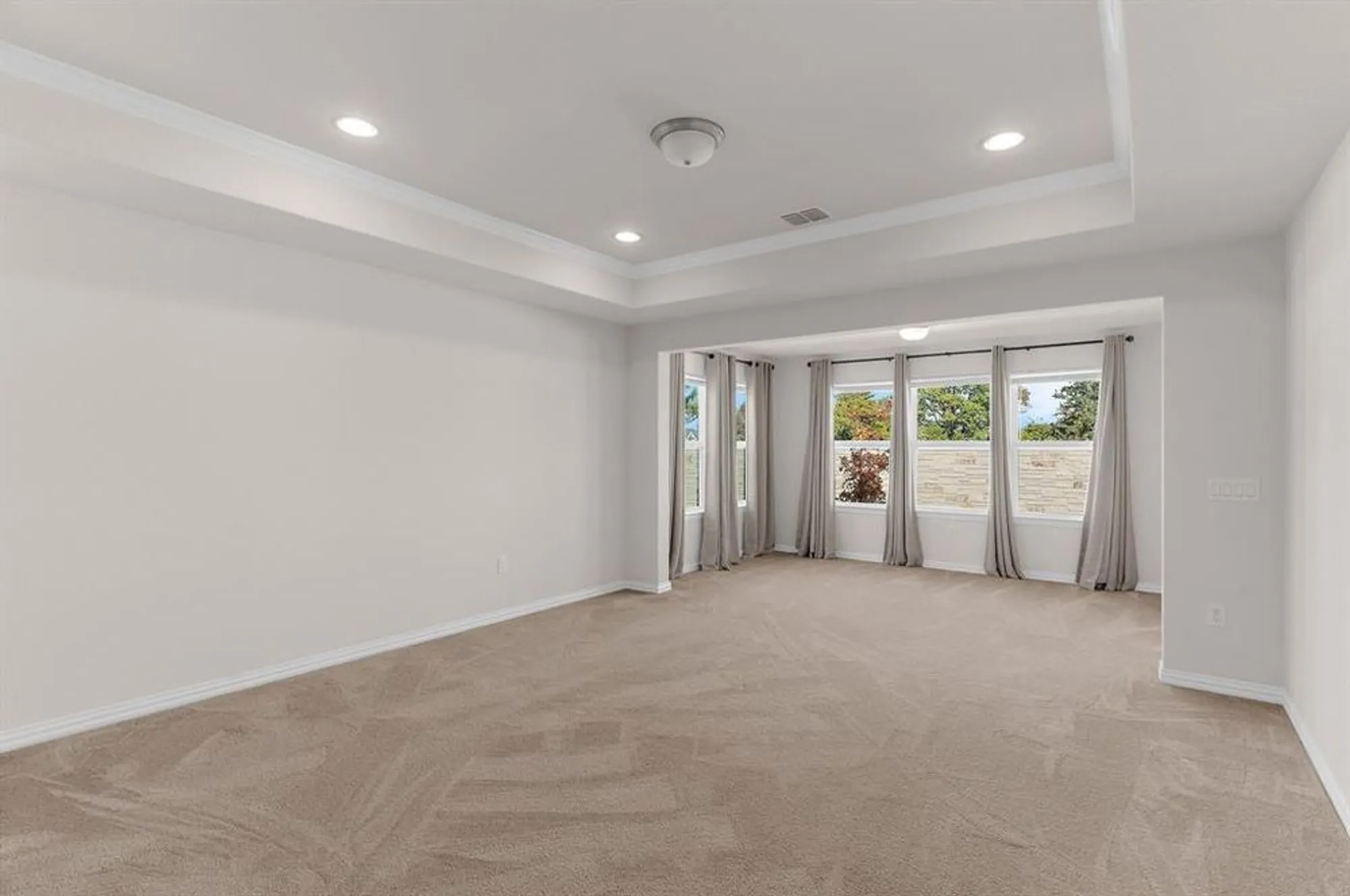 Property Slideshow image 10 of 30 | 825 hidden eddy dr, Mckinney, TX, 75071