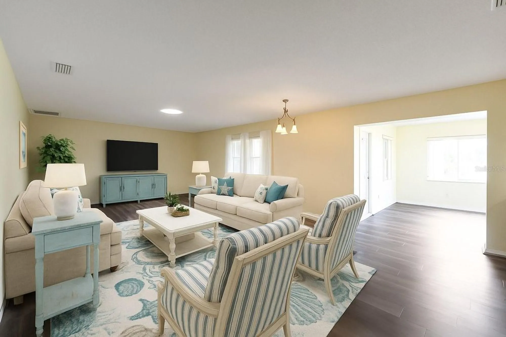 Property Slideshow image 4 of 33 | 1005 harefield cir # 43, Sun City Center, FL, 33573