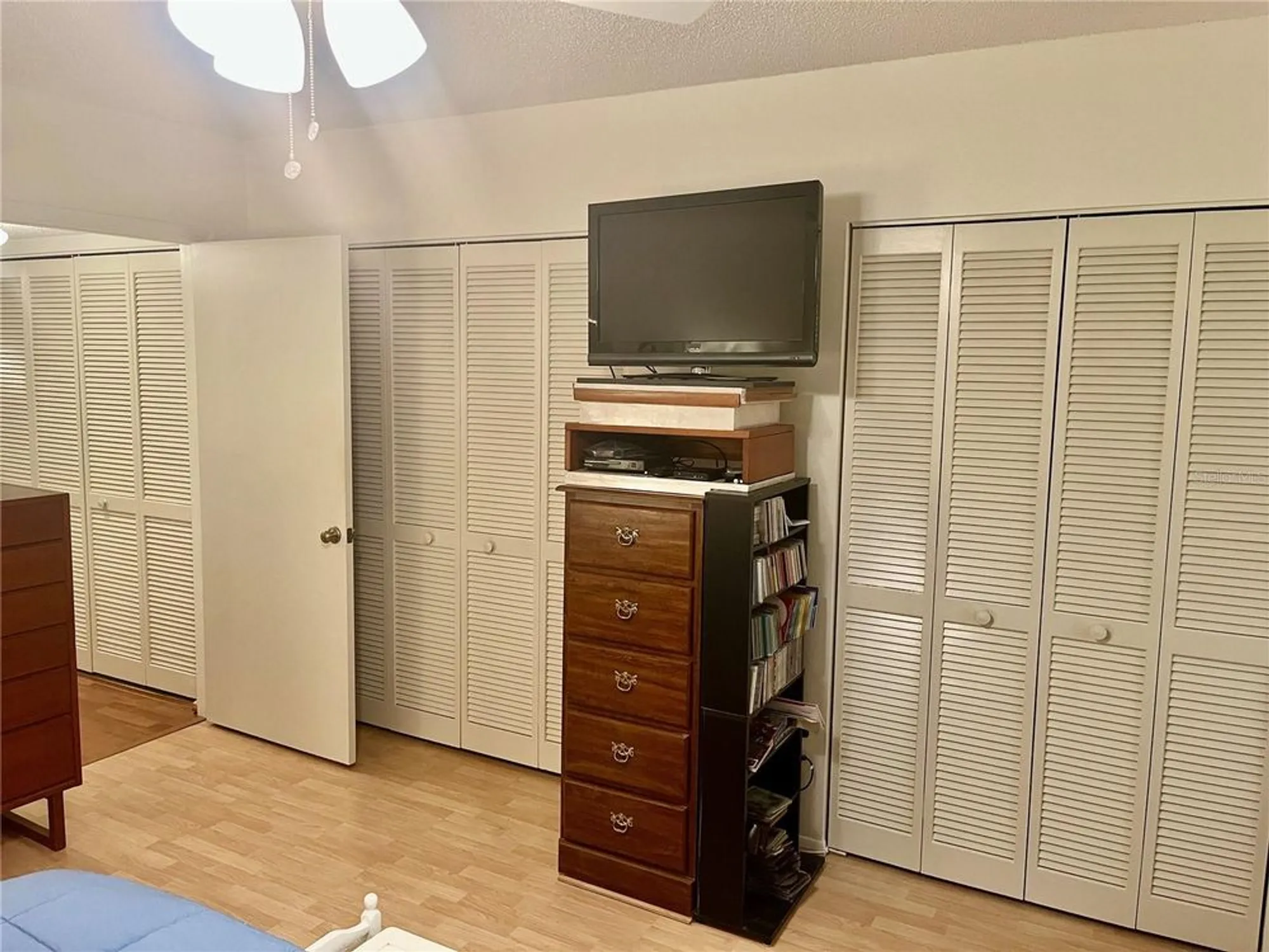 Property Slideshow image 19 of 52 | 2220 spanish dr 14, Clearwater, FL, 33763