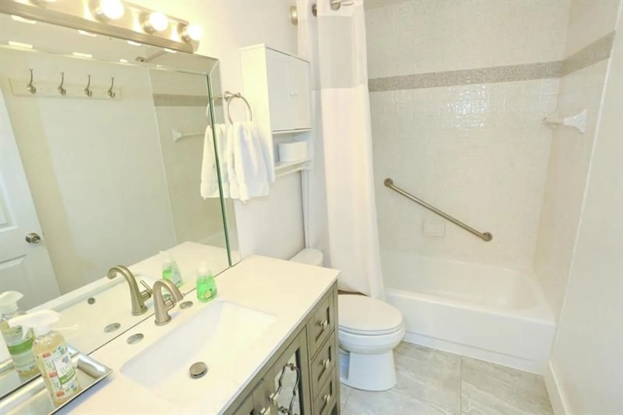 Property Slideshow image 29 of 52 | 3409 jog park dr # 3409, Greenacres, FL, 33467