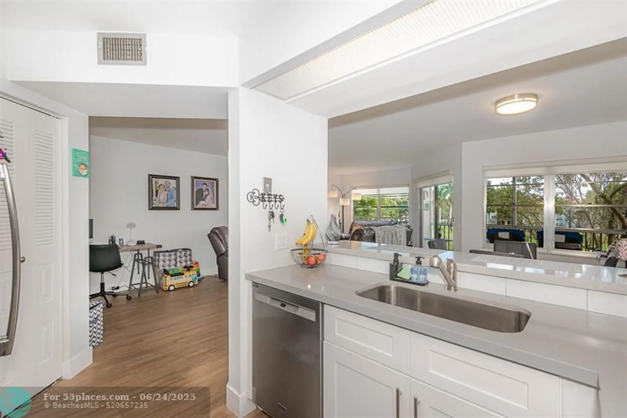 Property Slideshow image 17 of 33 | 701 sw 128th ave f304, Pembroke Pines, FL, 33027
