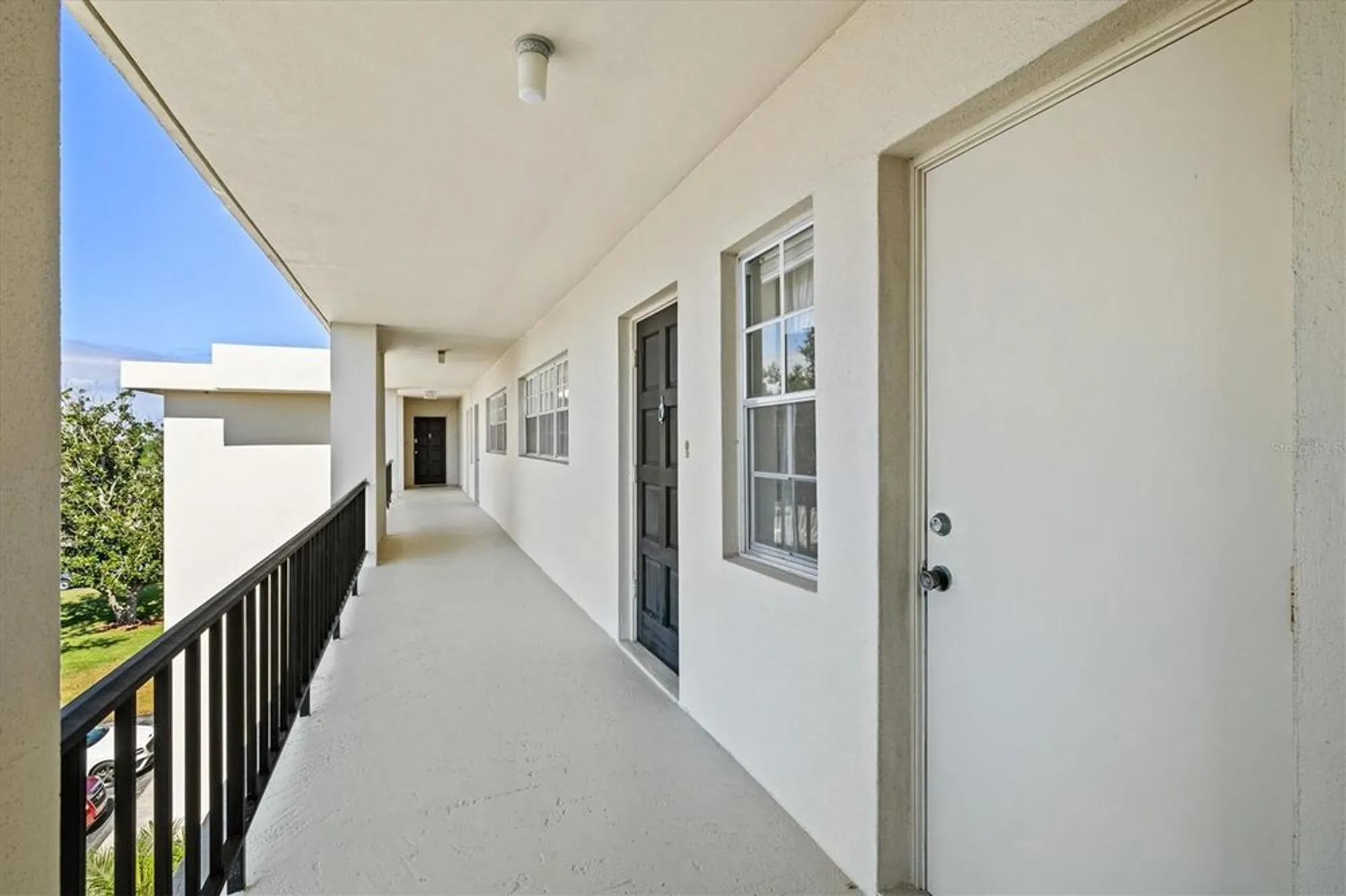 Property Slideshow image 12 of 82 | 7461 w country club dr 408, Sarasota, FL, 34243