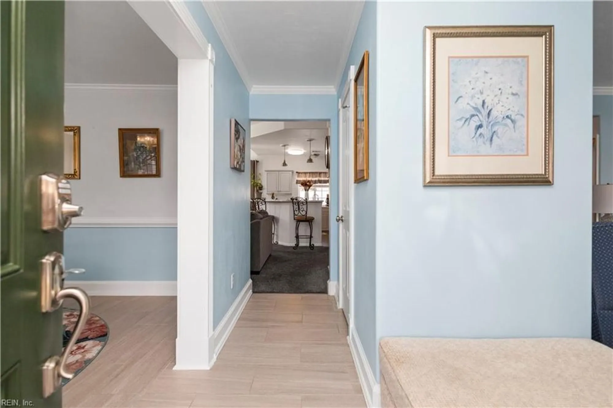 Property Slideshow image 5 of 45 | 1134 alexandria ln, Chesapeake, VA, 23320