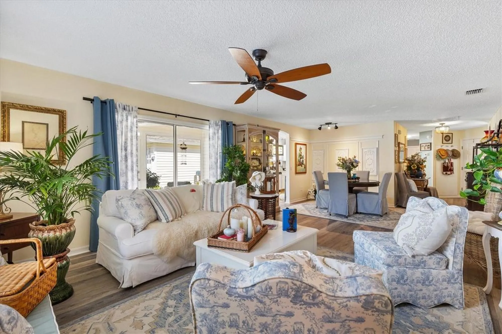 Property Slideshow image 12 of 45 | 17694 se 84th peyton ct, The Villages, FL, 32162