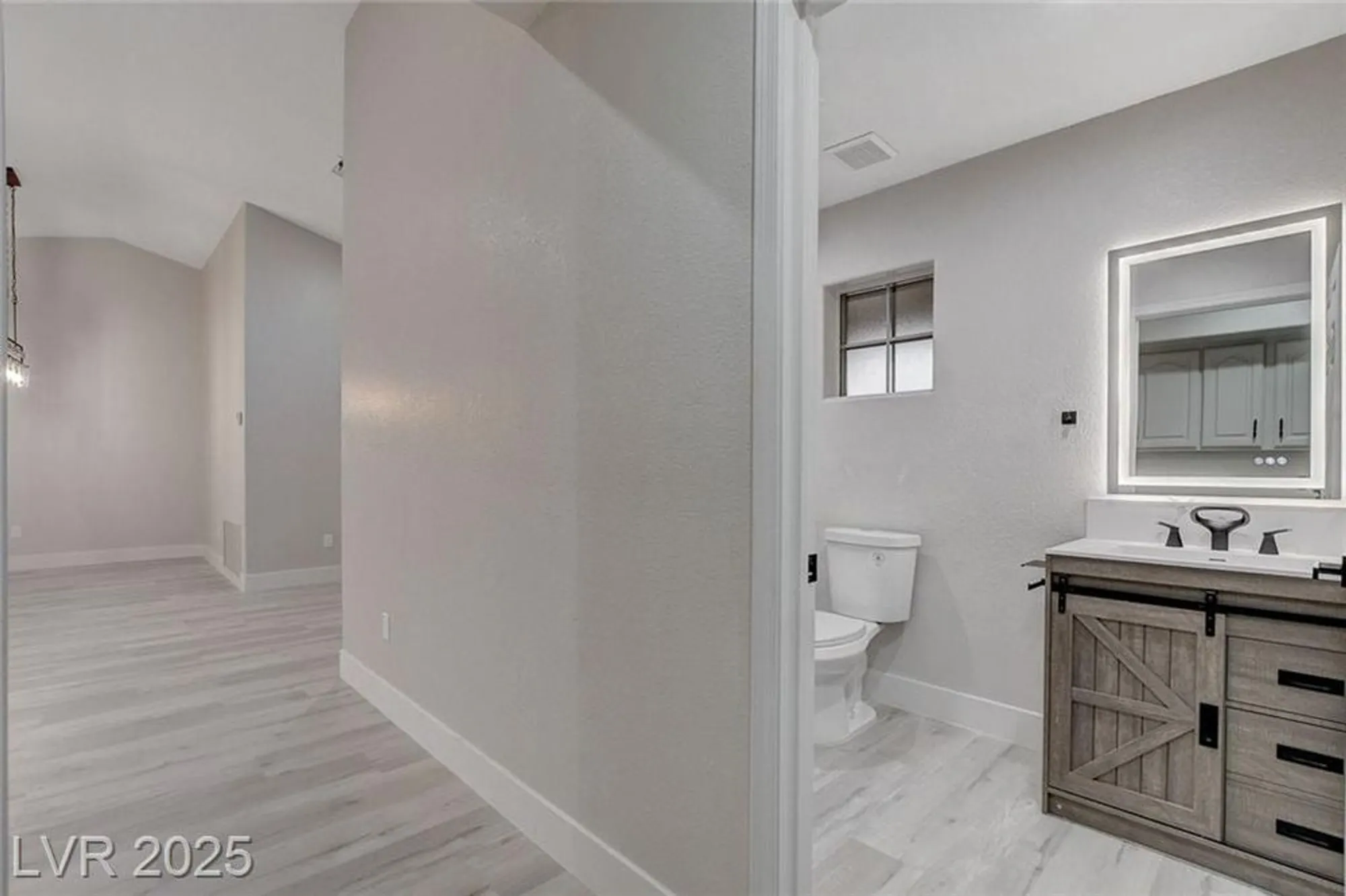 Property Slideshow image 30 of 39 | 3104 hayden ct, Las Vegas, NV, 89134