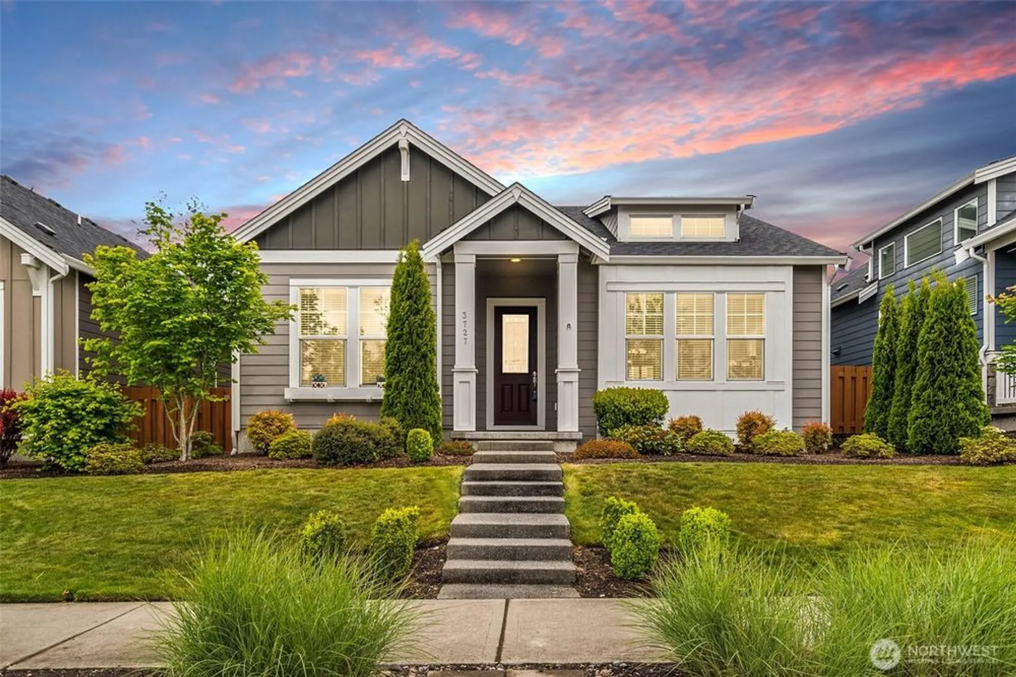 Property Slideshow image 1 of 24 | 3727 oakwood st se, Olympia, WA, 98513