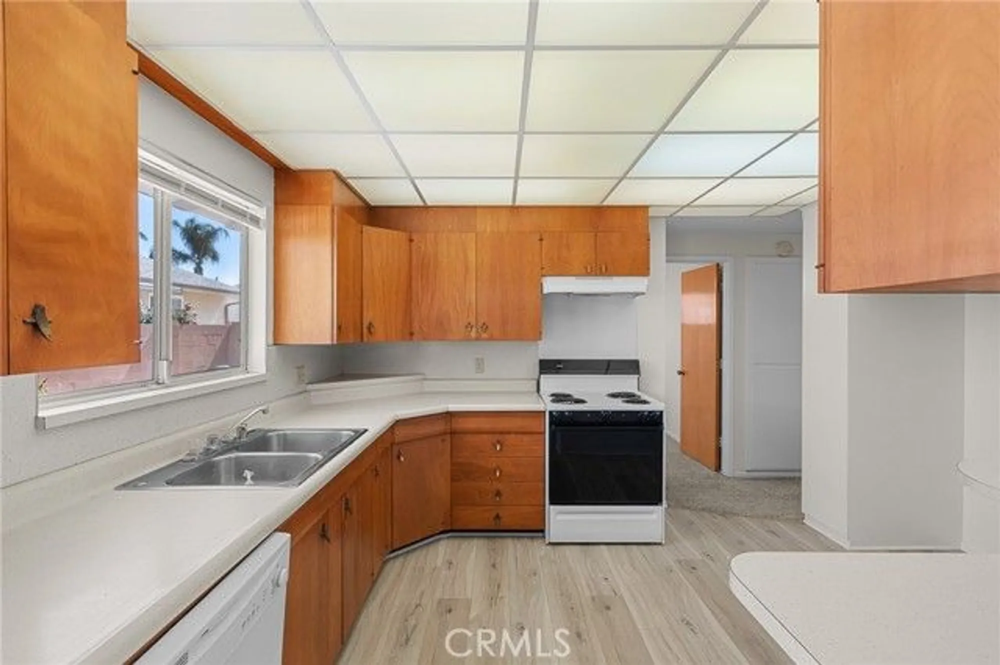 Property Slideshow image 6 of 30 | 1560 sandlewood dr, Hemet, CA, 92543