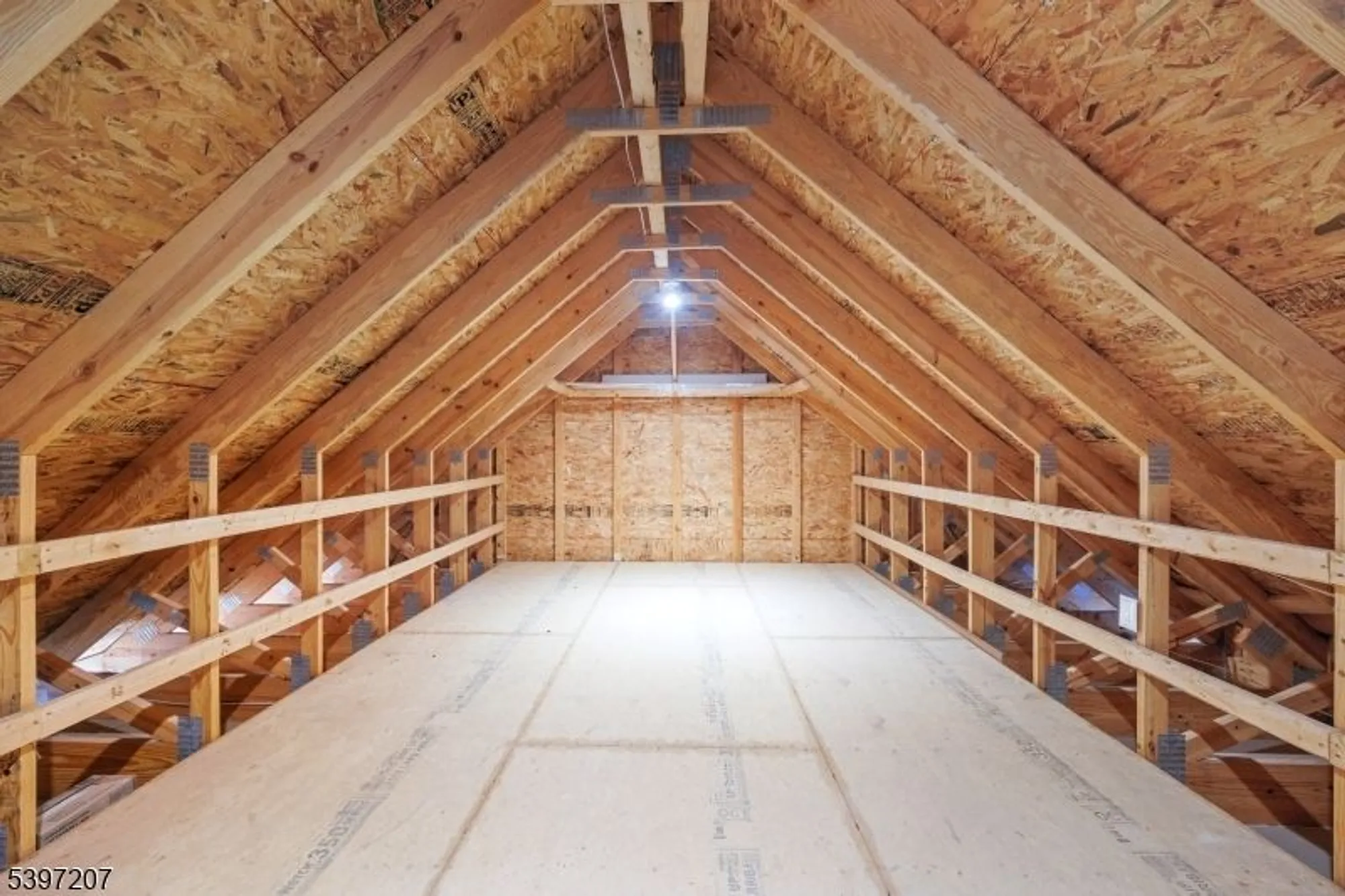 Property Slideshow image 34 of 44 | 24 fisher island ct, Monroe Twp, NJ, 08831