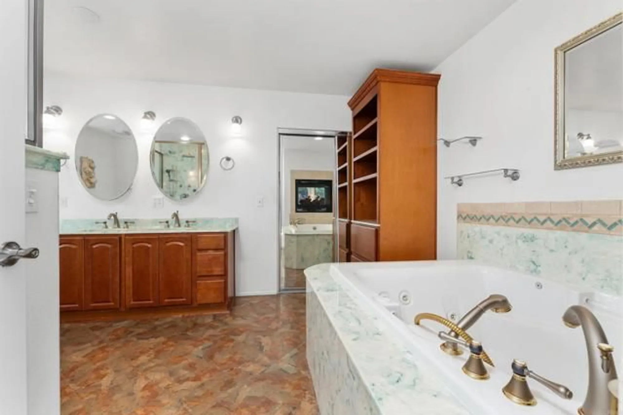 Property Slideshow image 16 of 31 | 16866 acebo dr, San Diego, CA, 92128