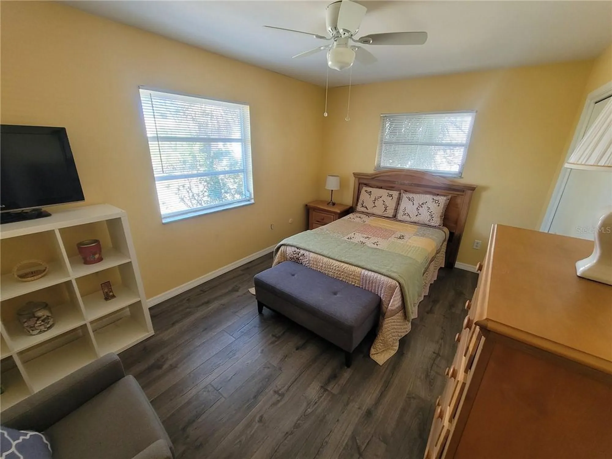 Property Slideshow image 21 of 44 | 823 la jolla ave, Sun City Center, FL, 33573