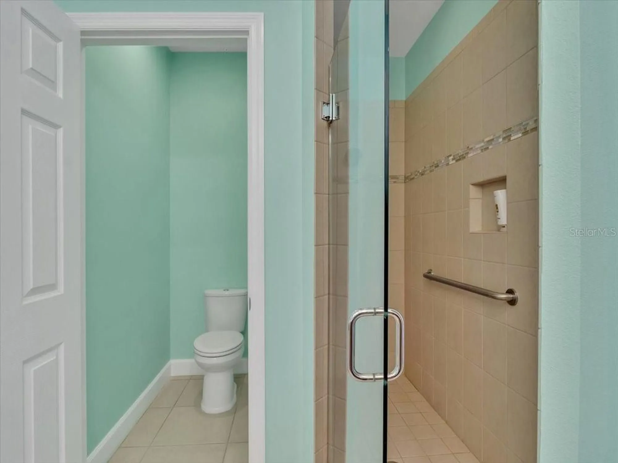 Property Slideshow image 30 of 52 | 635 chipper dr, Sun City Center, FL, 33573