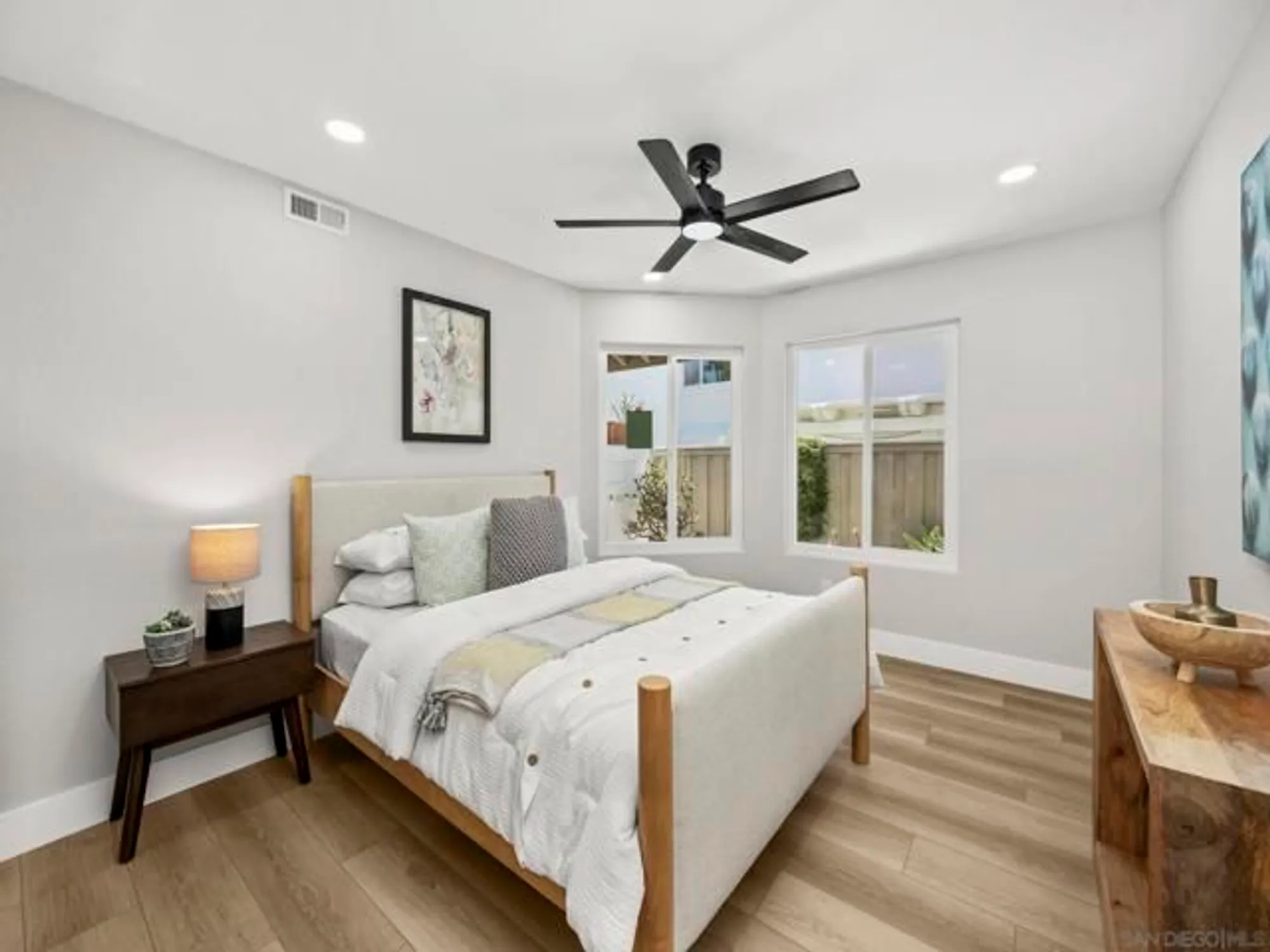 Property Slideshow image 14 of 48 | 4767 miletus way, Oceanside, CA, 92056