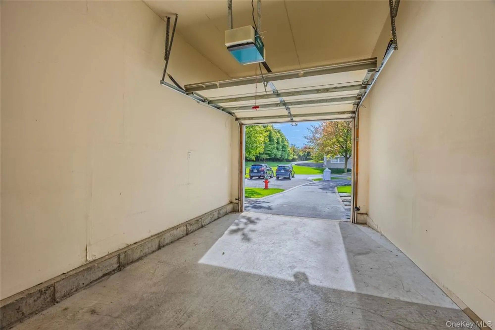 Property Slideshow image 31 of 32 | 48 avery ln, Miller Place, NY, 11764