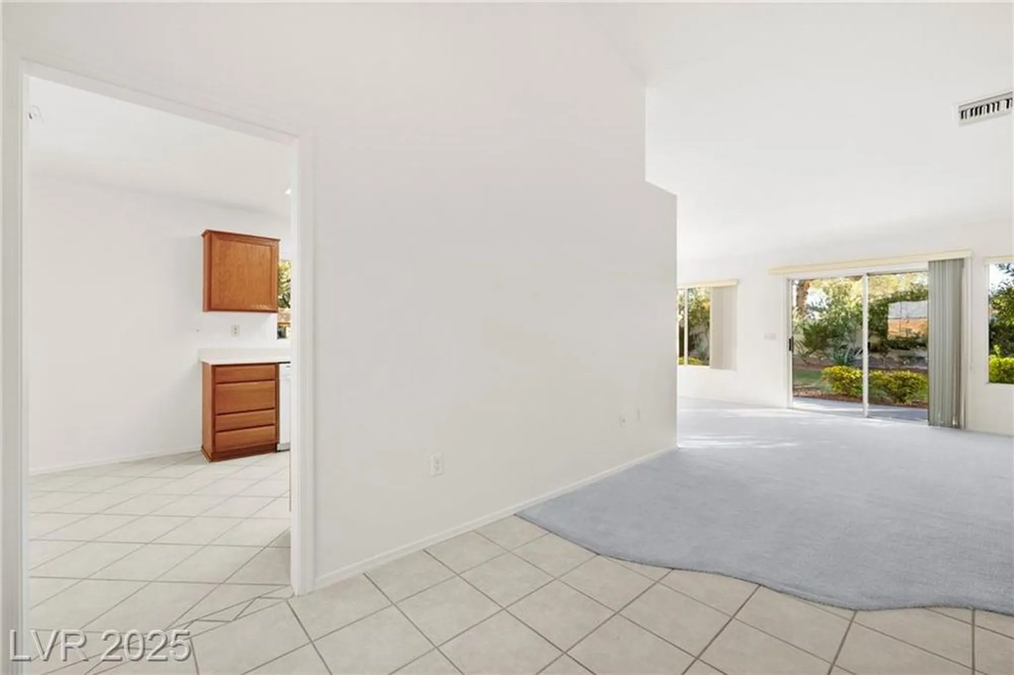Property Slideshow image 5 of 44 | 8701 millsboro dr, Las Vegas, NV, 89134