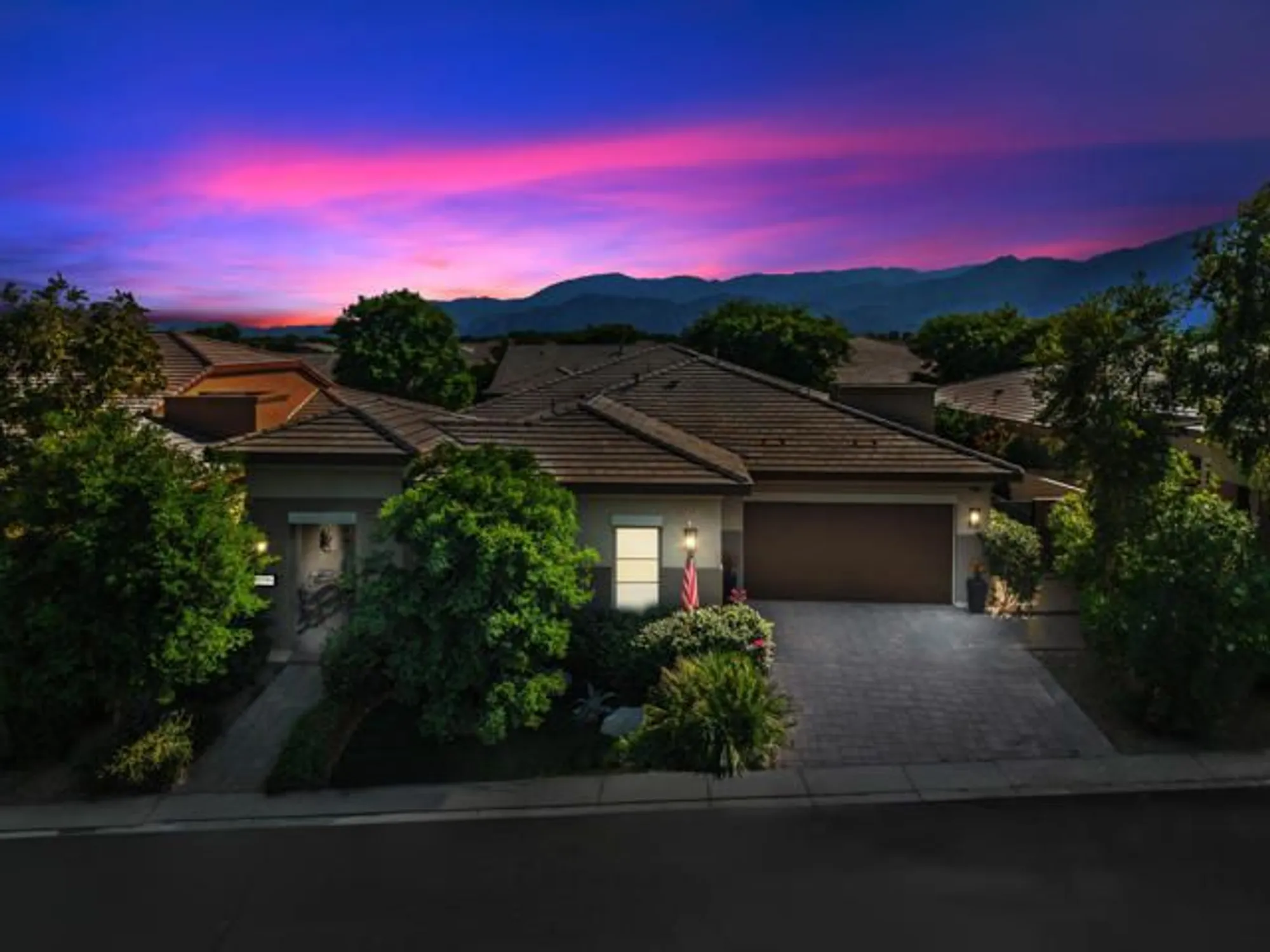 Property Slideshow image 40 of 67 | 82595 ladder canyon dr, Indio, CA, 92201