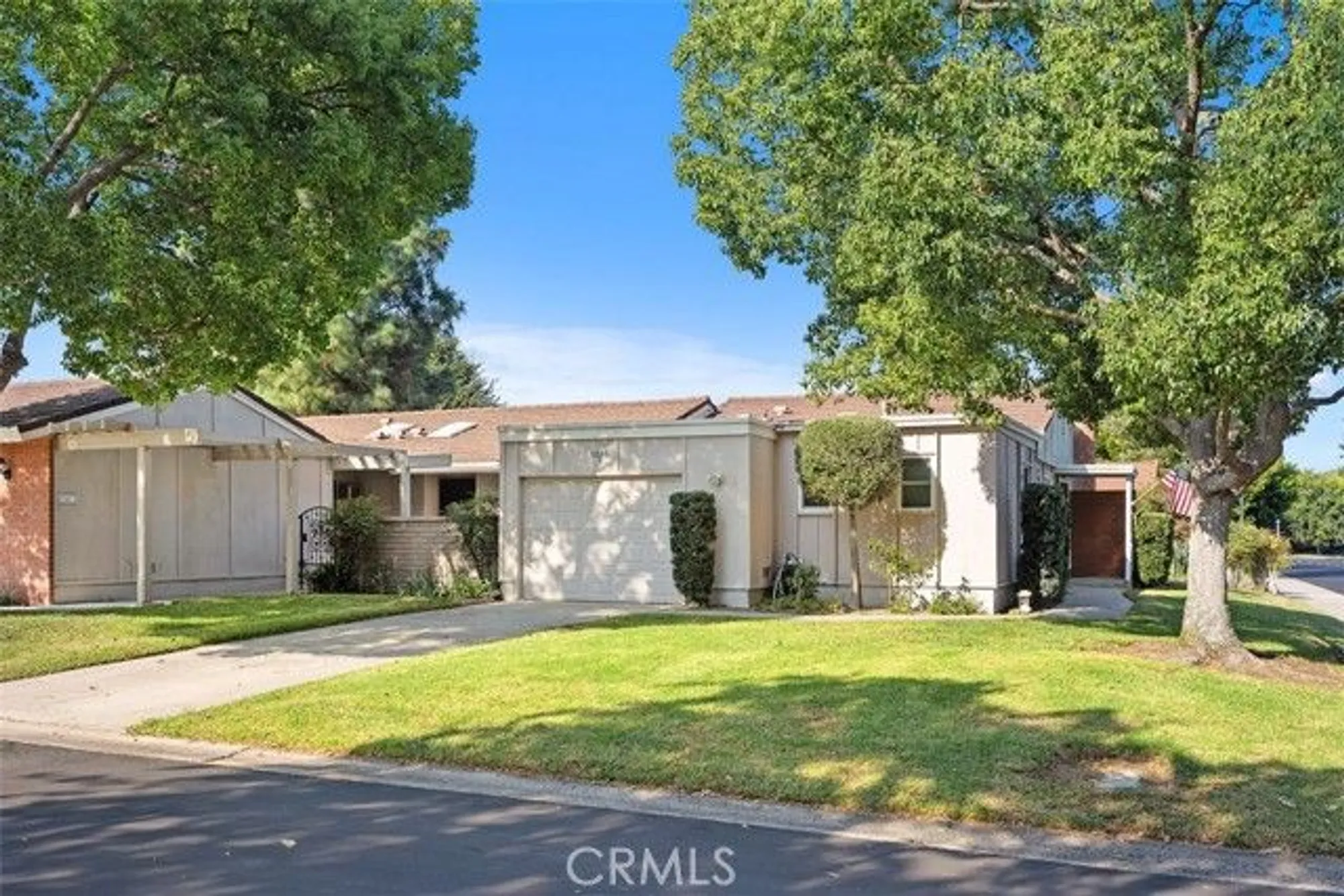 Property Slideshow image 1 of 35 | 5345 bahia blanca d, Laguna Woods, CA, 92637