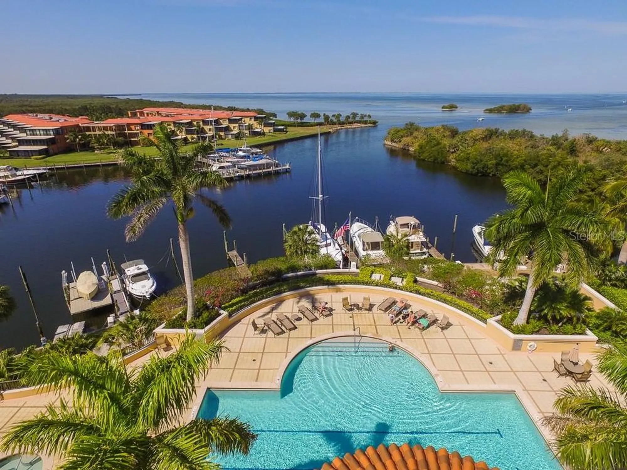 Property Slideshow image 52 of 65 | 3313 sunset key cir 701, Punta Gorda, FL, 33955