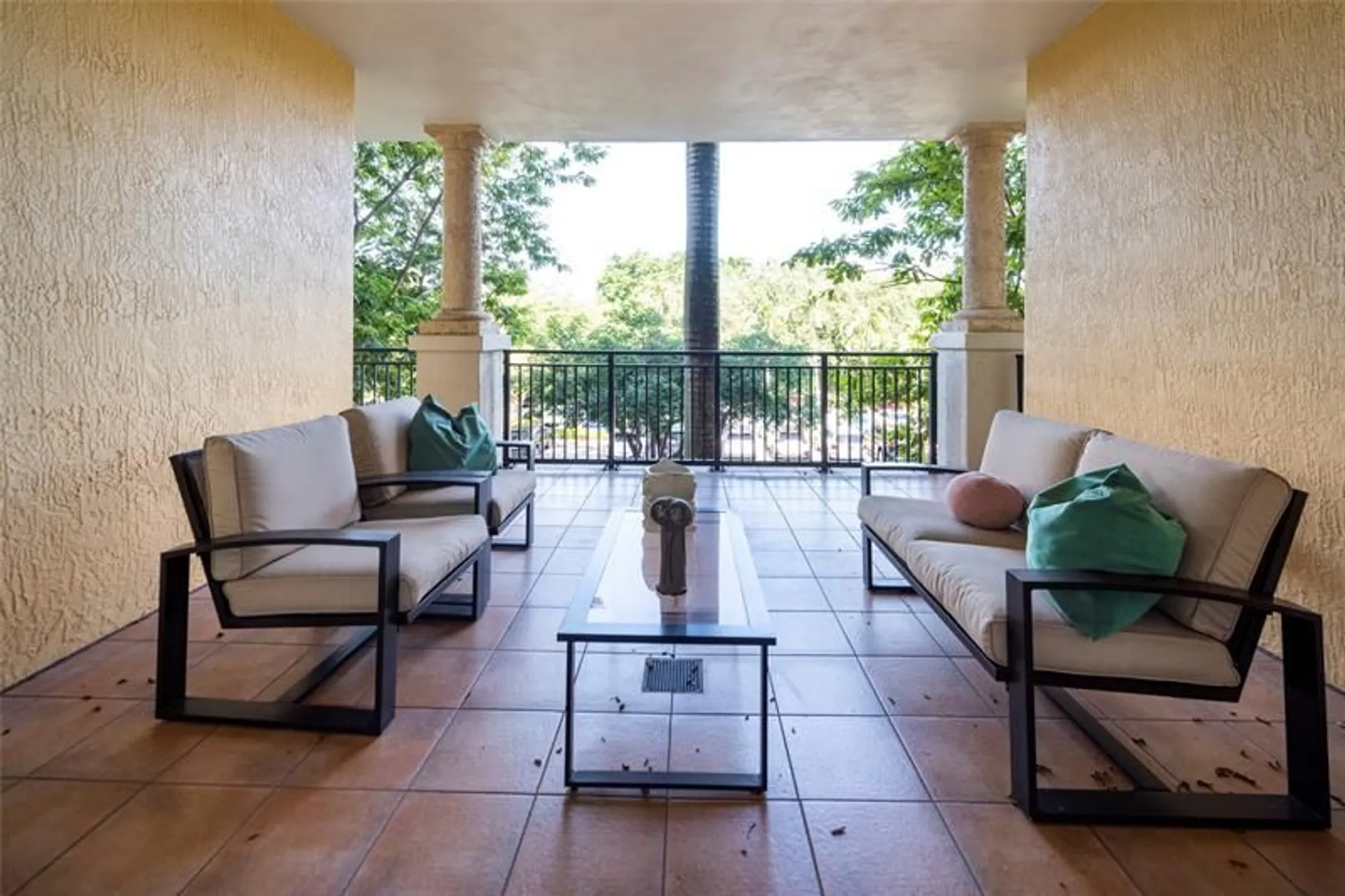 Property Slideshow image 20 of 32 | 16102 emerald estates dr 207, Weston, FL, 33331