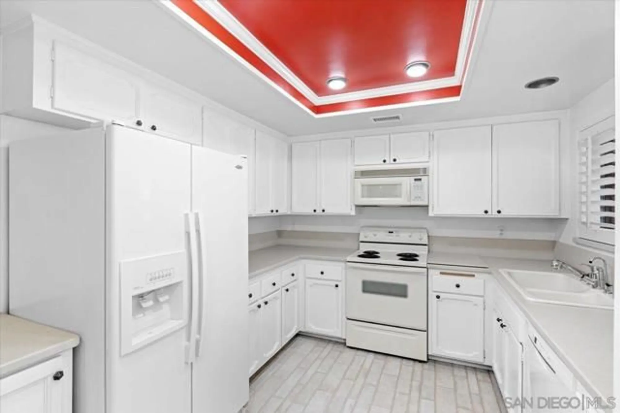 Property Slideshow image 12 of 21 | 12491 rios rd, San Diego, CA, 92128