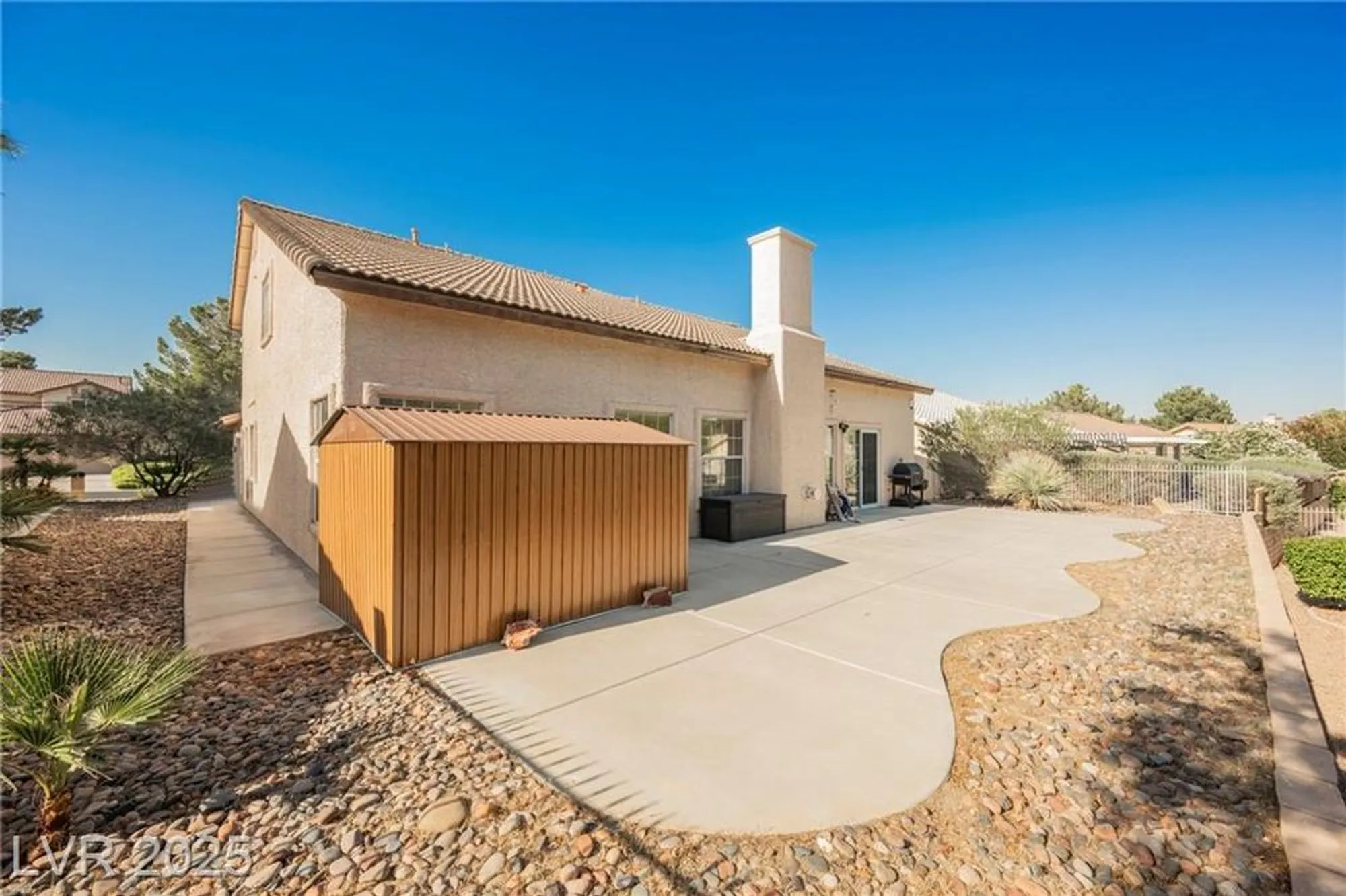 Property Slideshow image 7 of 66 | 5133 burr oak dr, Las Vegas, NV, 89130