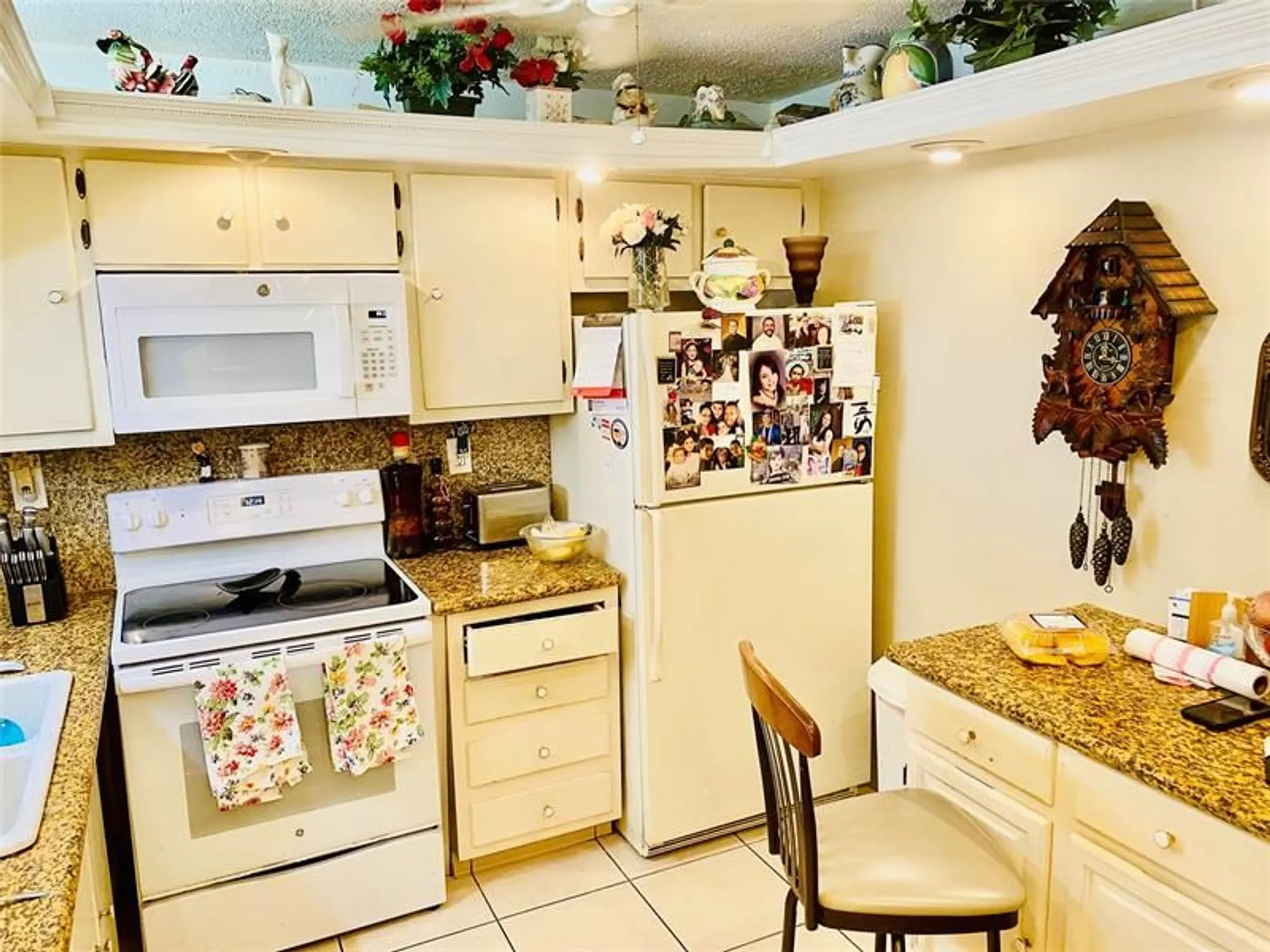 Property Slideshow image 2 of 23 | 7850 w mcnab rd 301, Tamarac, FL, 33321