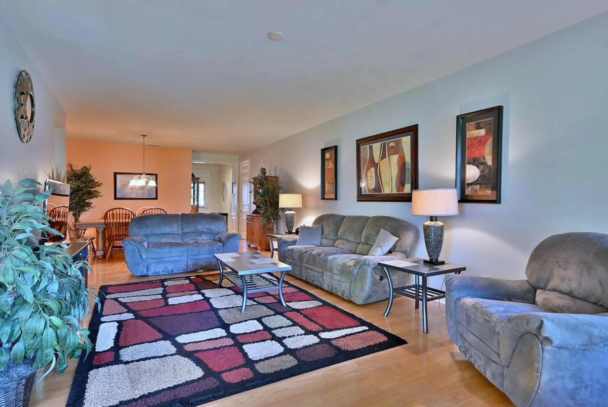 Property Slideshow image 18 of 36 | 2832 beacon point cir, Elgin, IL, 60124