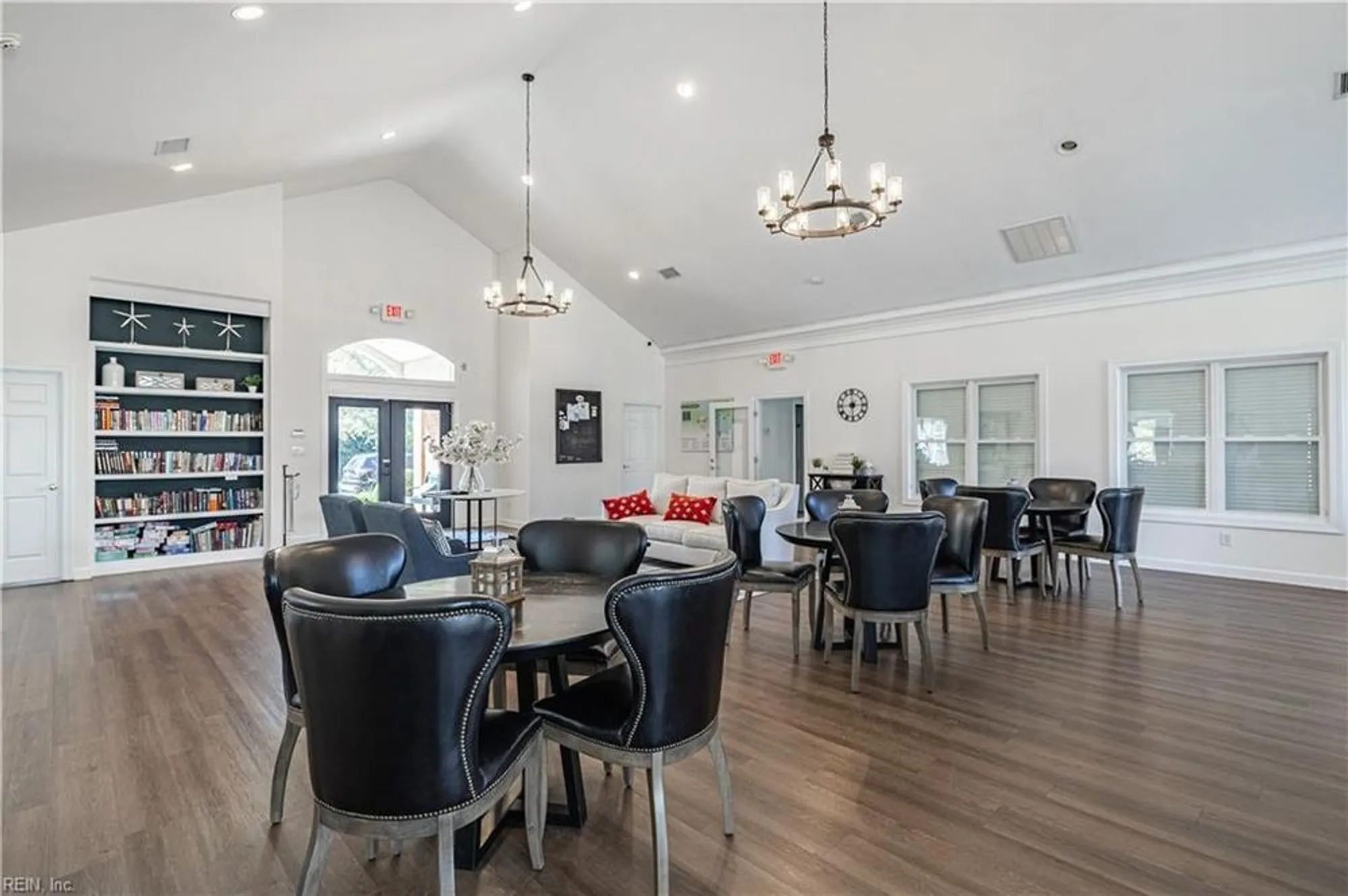 Property Slideshow image 45 of 47 | 206 oxford ave # 47-2, Smithfield, VA, 23430