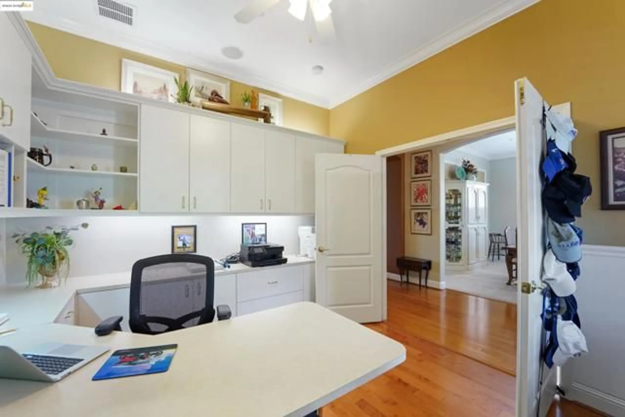 Property Slideshow image 27 of 60 | 910 suntan ln, Brentwood, CA, 94513