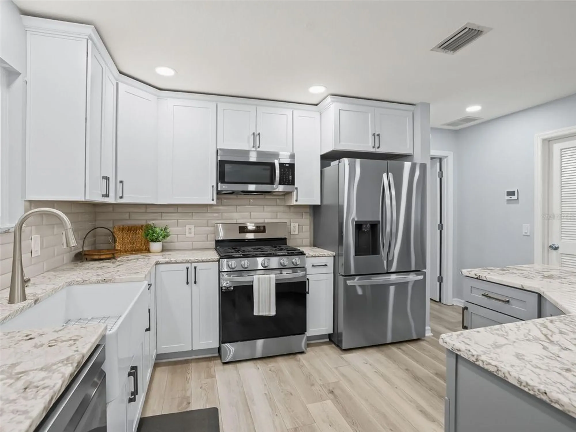 Property Slideshow image 21 of 54 | 17937 se 83rd pineland ter, The Villages, FL, 32162