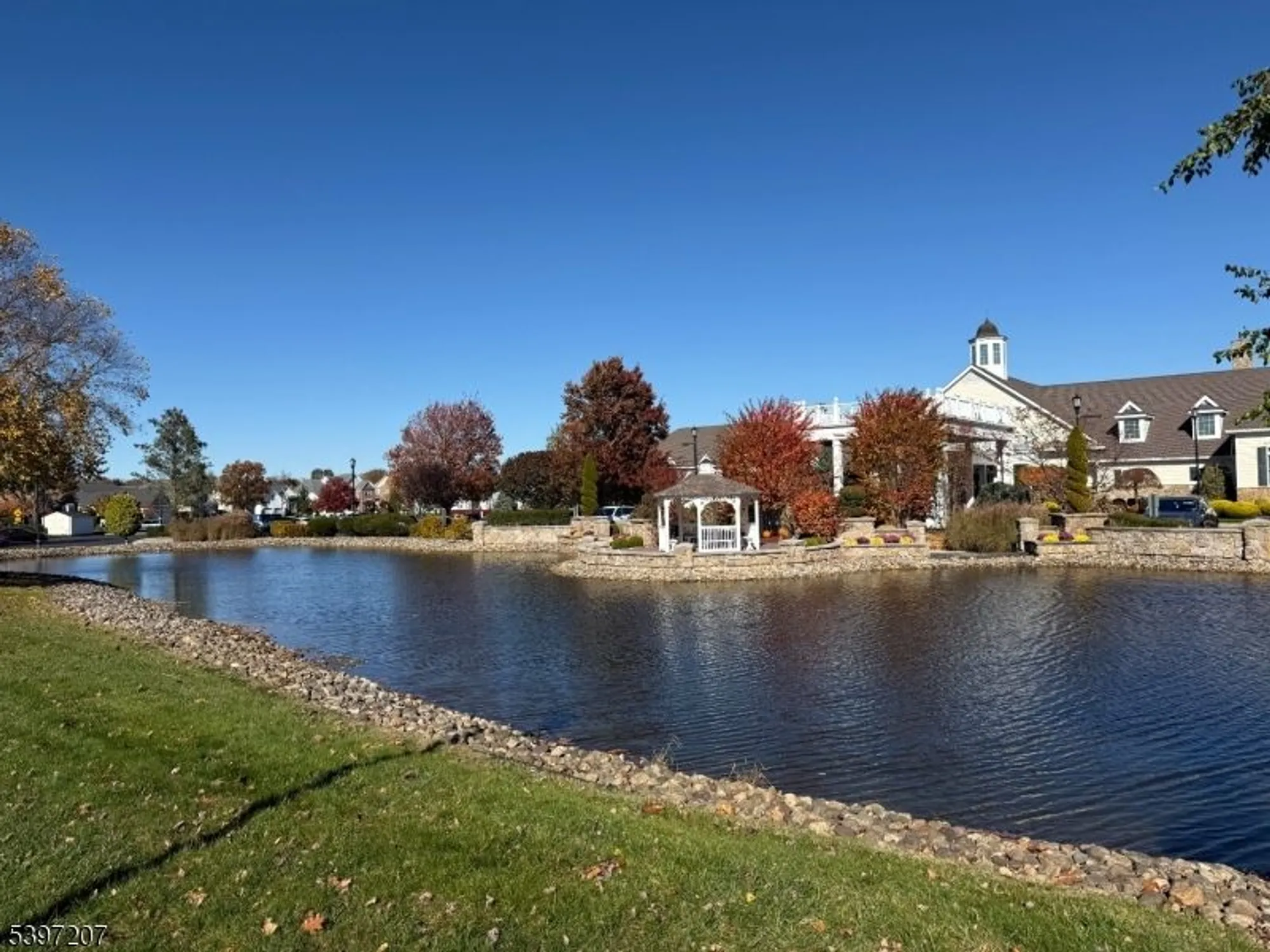 Property Slideshow image 36 of 44 | 24 fisher island ct, Monroe Twp, NJ, 08831