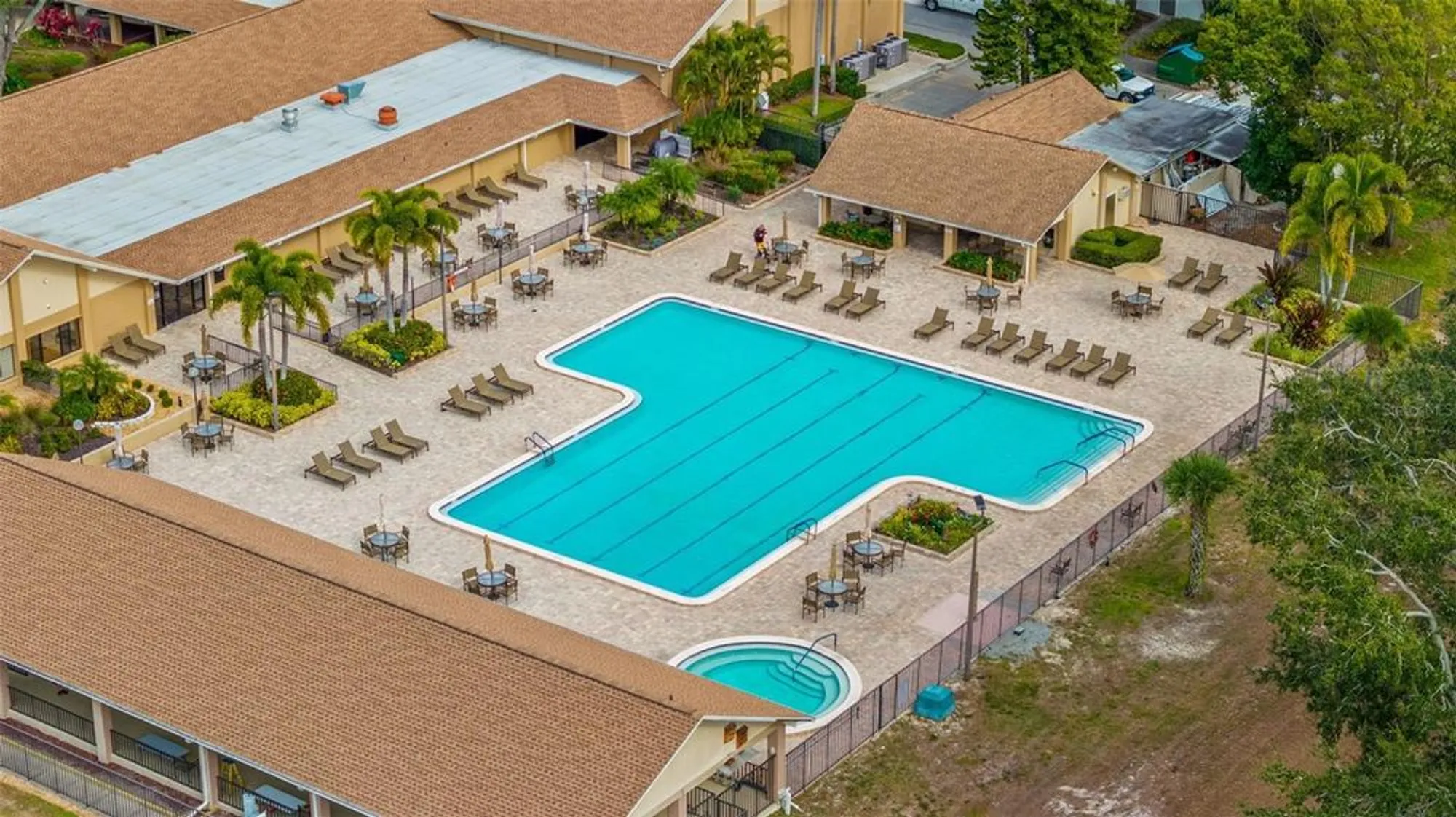 Property Slideshow image 35 of 50 | 142 stafford cir, Palm Harbor, FL, 34684