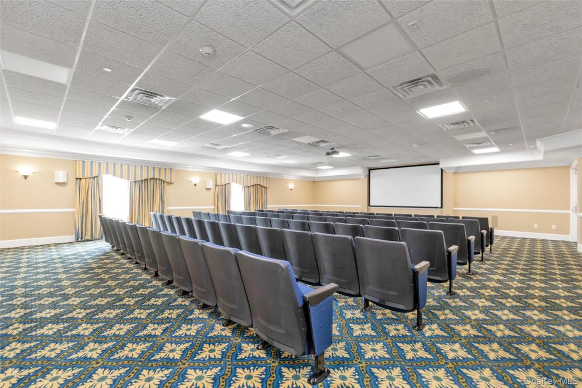 Property Slideshow image 23 of 27 | 331 spring dr, East Meadow, NY, 11554