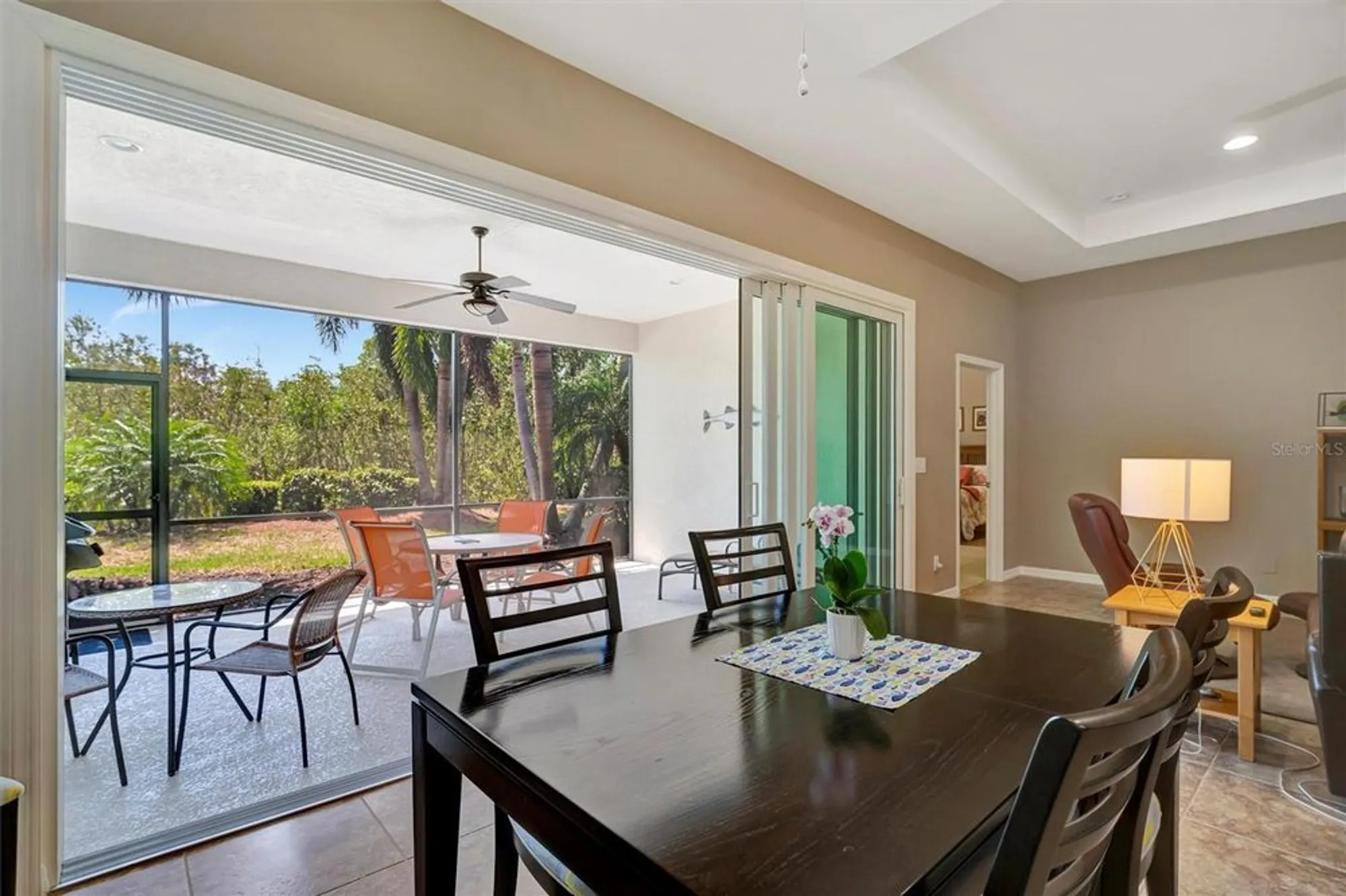 Property Slideshow image 32 of 78 | 5009 lake overlook ave, Bradenton, FL, 34208