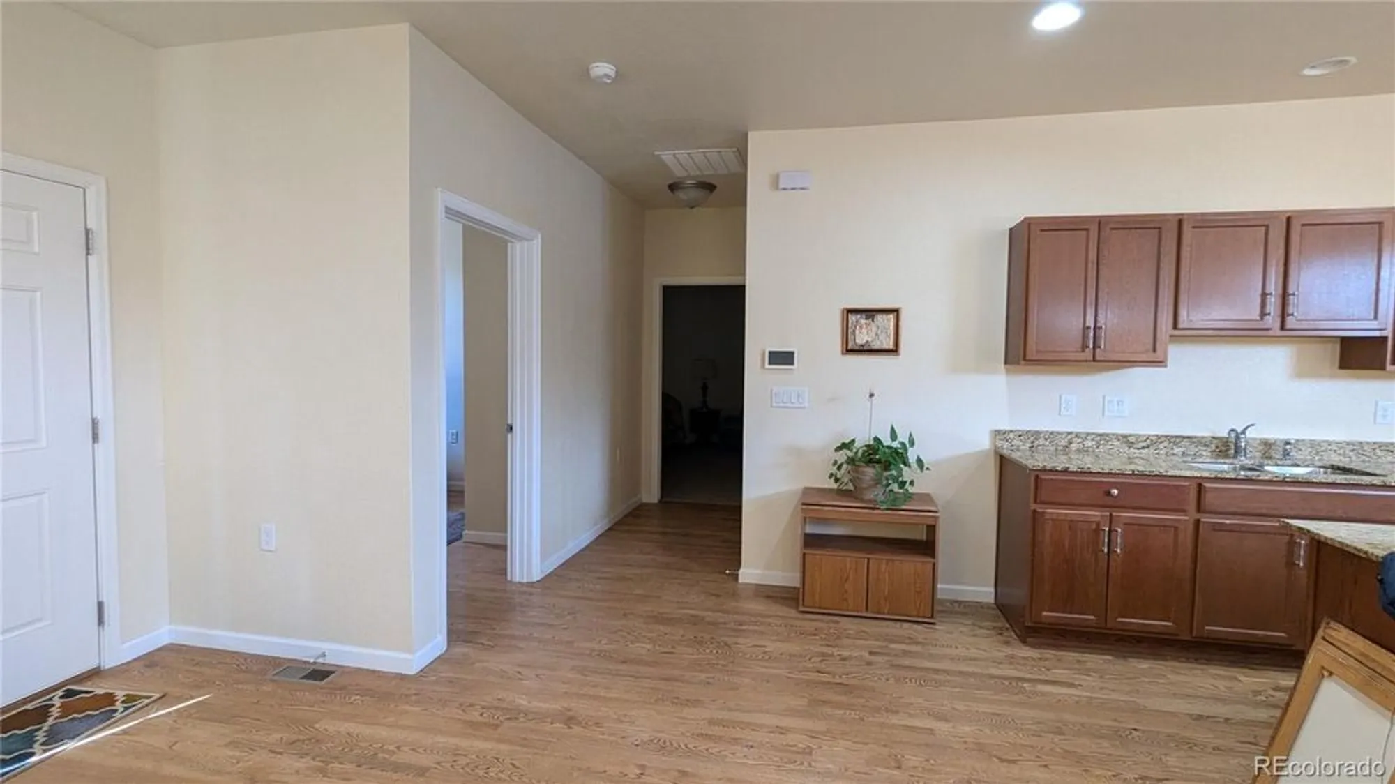 Property Slideshow image 10 of 22 | 12672 madison ct, Thornton, CO, 80241