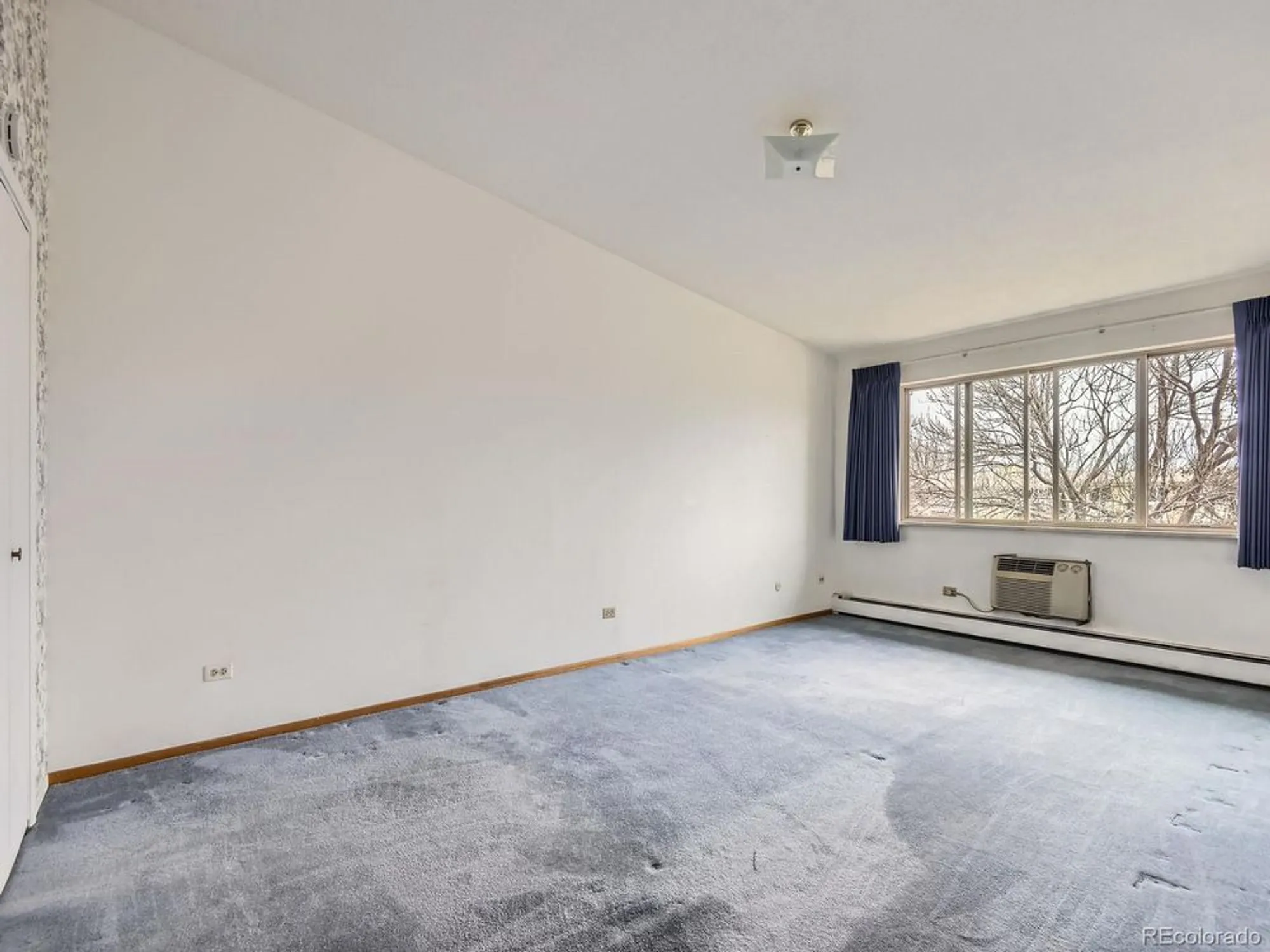 Property Slideshow image 17 of 32 | 625 s alton way 3d, Denver, CO, 80247