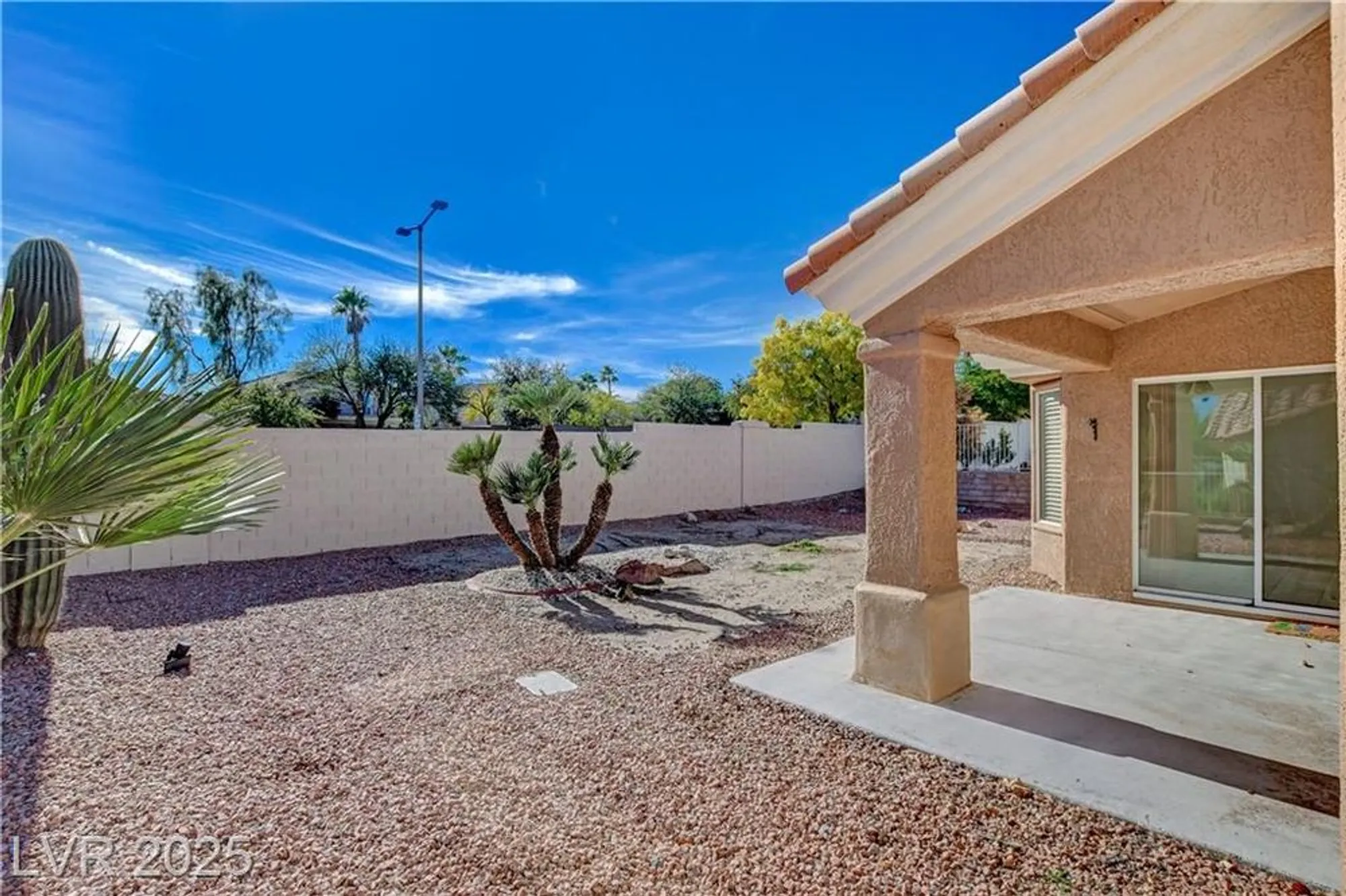 Property Slideshow image 42 of 71 | 10113 cresent creek dr, Las Vegas, NV, 89134