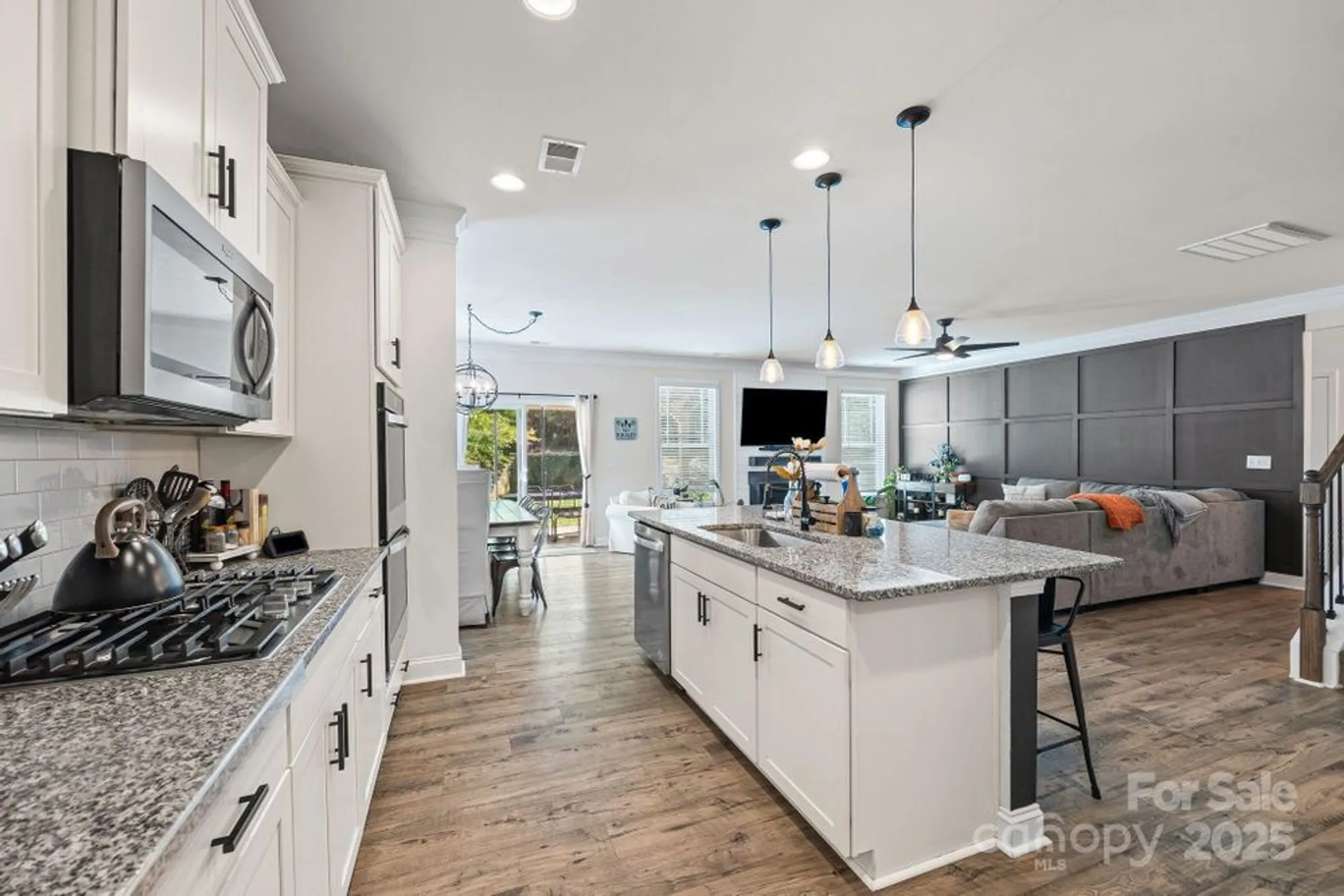 Property Slideshow image 8 of 46 | 1731 santa clara trce, Lake Wylie, SC, 29710