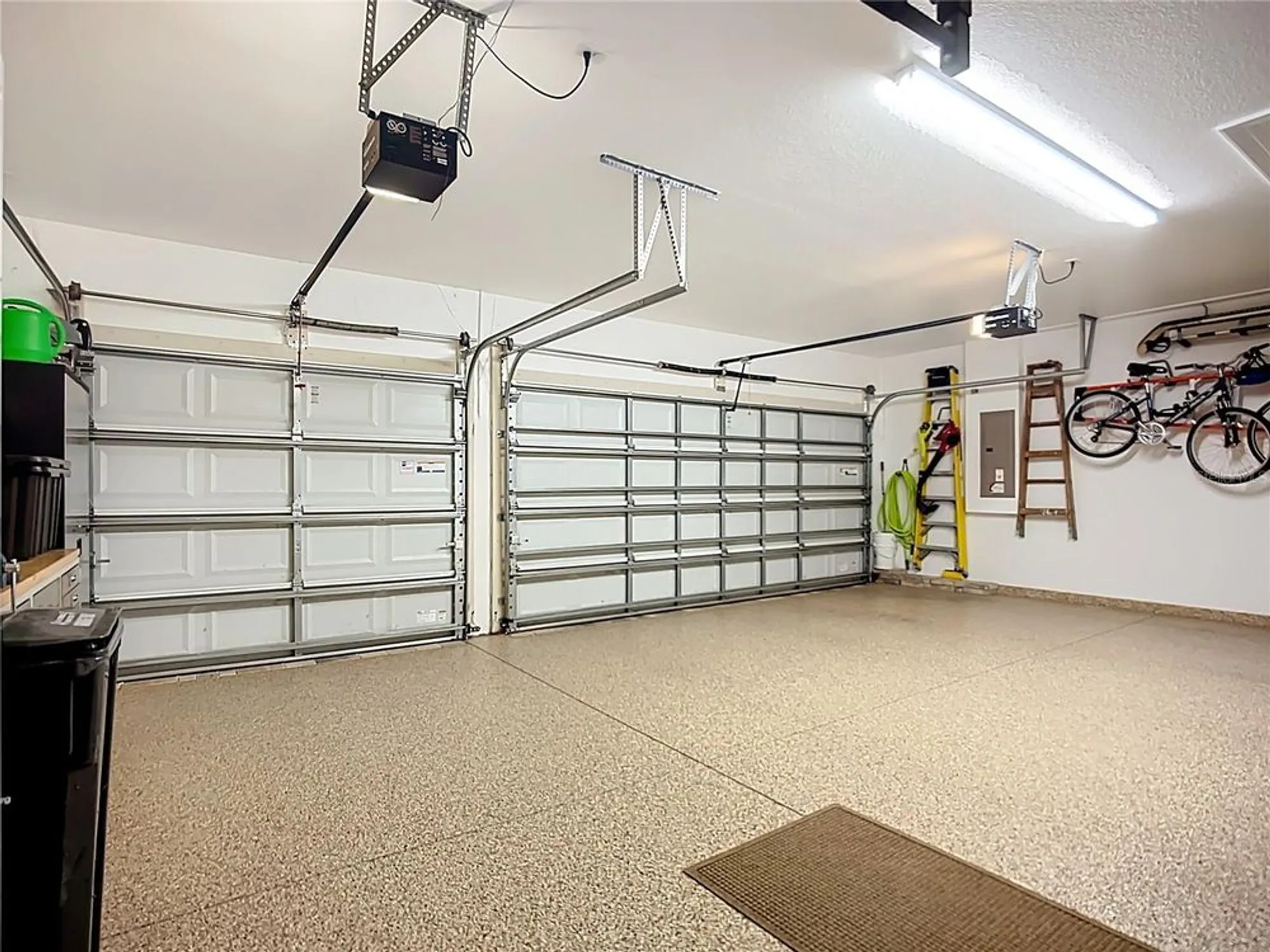 Property Slideshow image 51 of 74 | 16244 diamond bay dr, Wimauma, FL, 33598