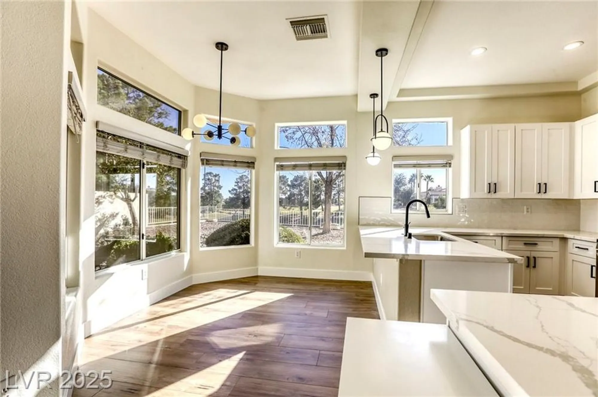 Property Slideshow image 3 of 46 | 9800 villa ridge dr, Las Vegas, NV, 89134