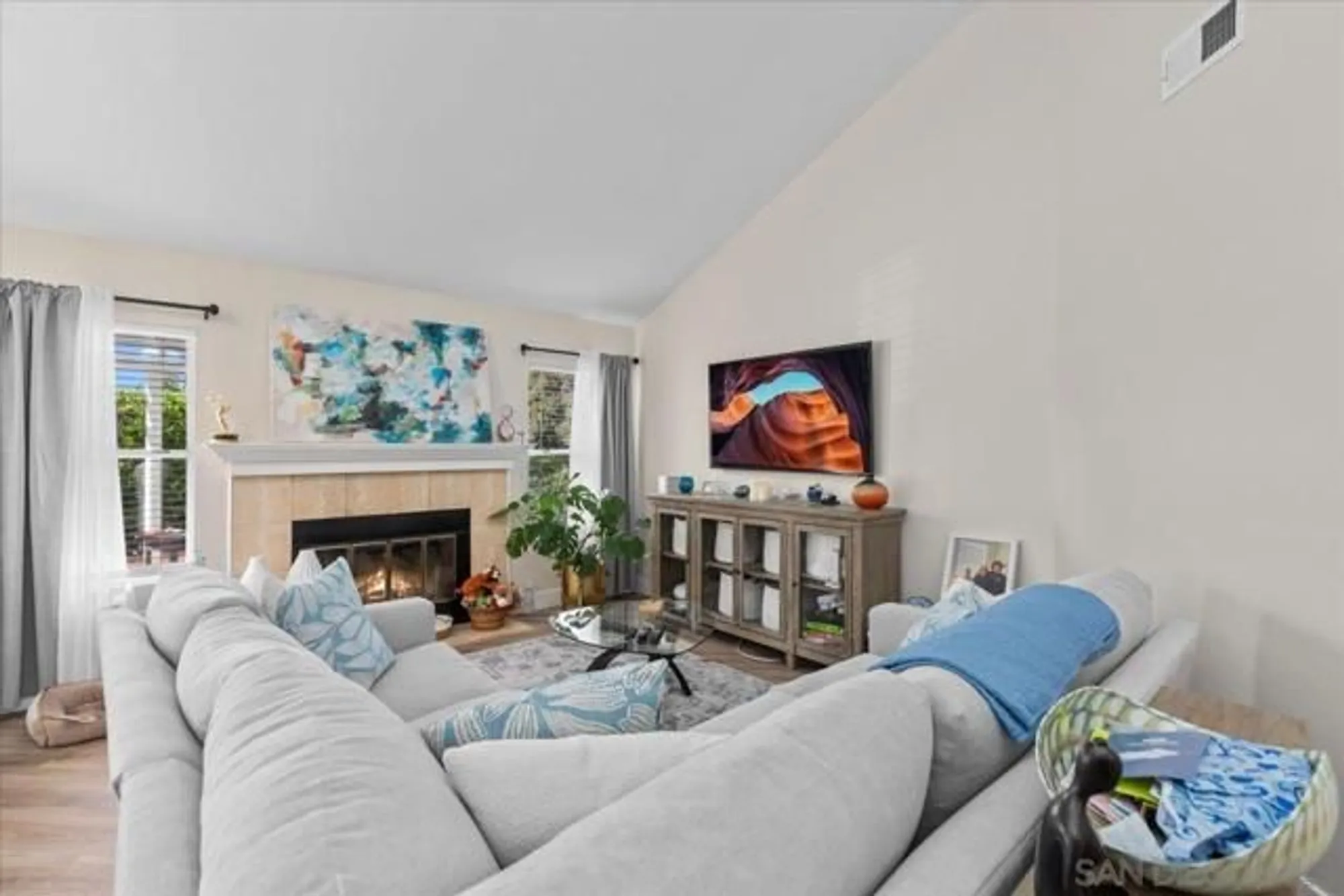 Property Slideshow image 15 of 45 | 1299 via apuesto, San Marcos, CA, 92078