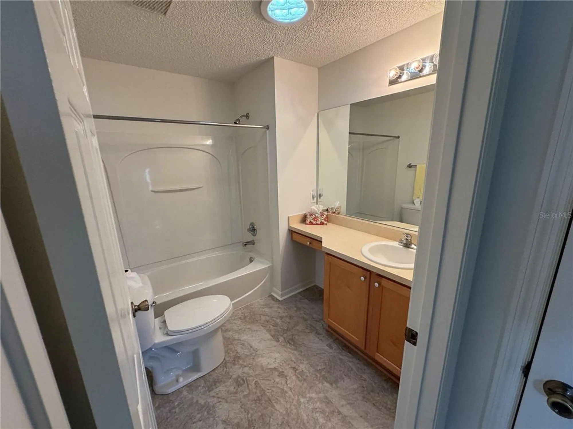 Property Slideshow image 5 of 19 | 2757 plainridge loop, The Villages, FL, 32162