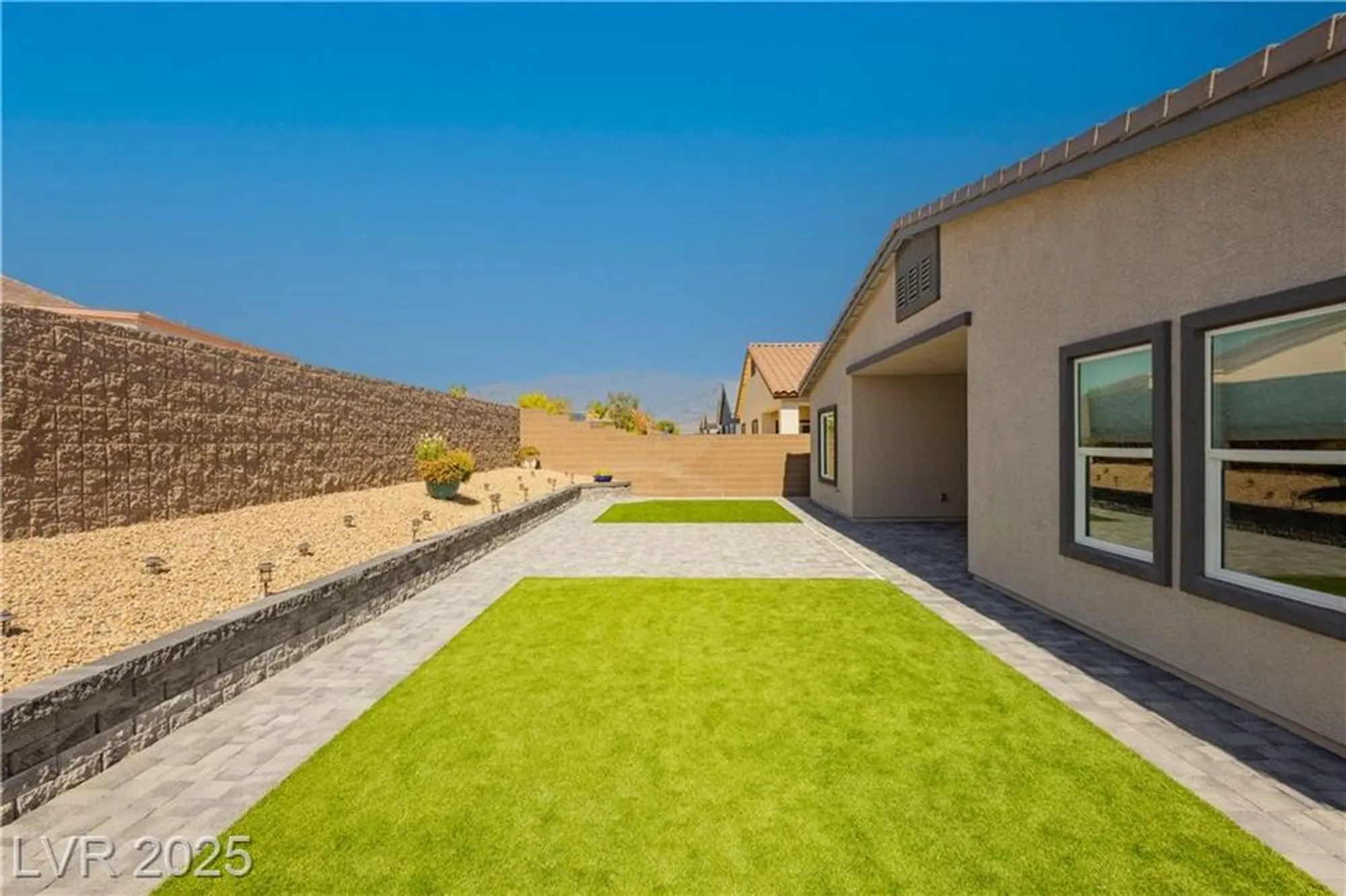 Property Slideshow image 31 of 47 | 7511 phoenix falls st, North Las Vegas, NV, 89084