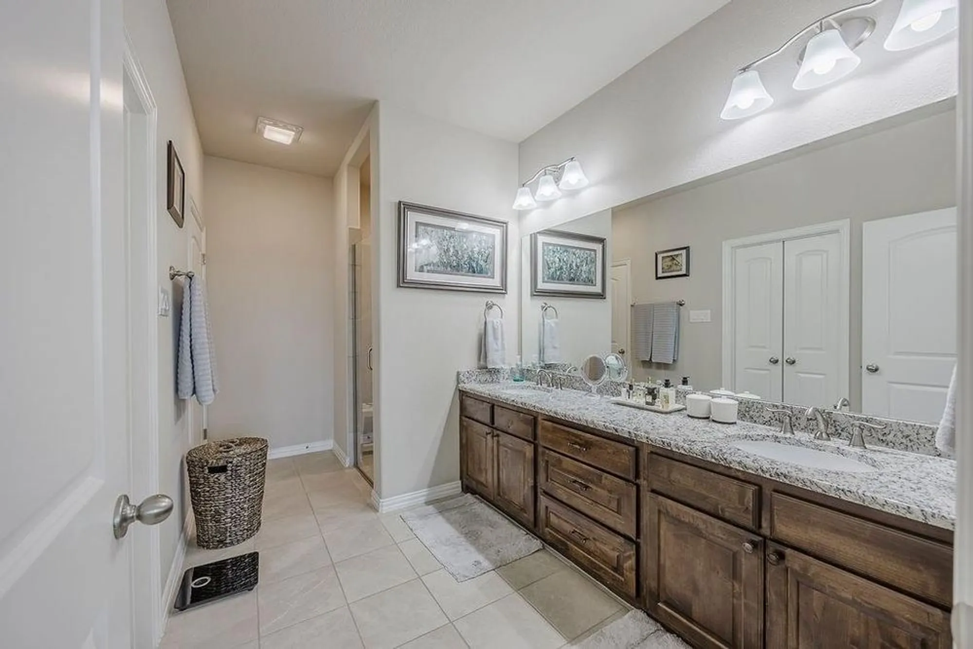 Property Slideshow image 29 of 40 | 2123 ladera way 2123, Mansfield, TX, 76063