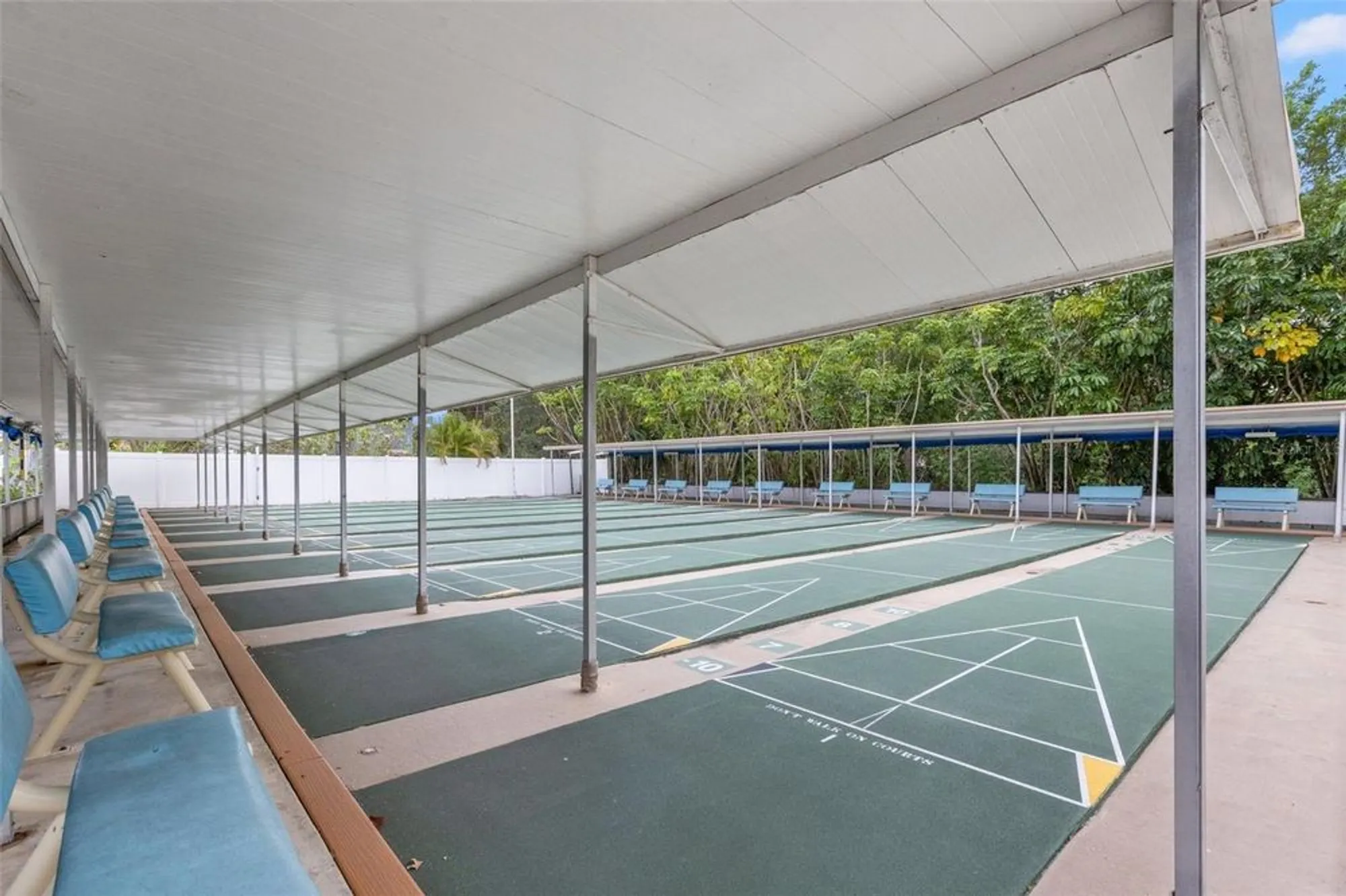 Property Slideshow image 26 of 33 | 5660 80th st n unit a208, St Petersburg, FL, 33709