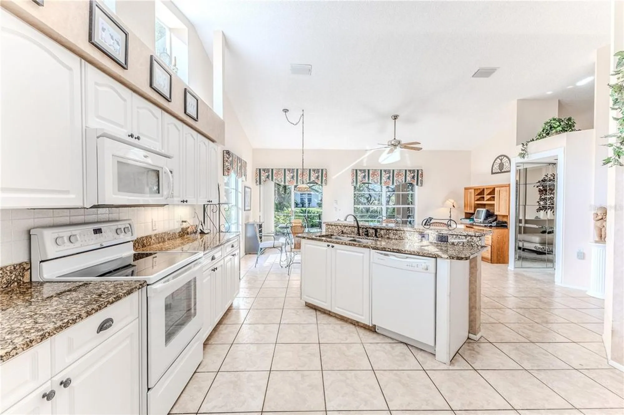 Property Slideshow image 33 of 78 | 2075 quailwood ln, Spring Hill, FL, 34606
